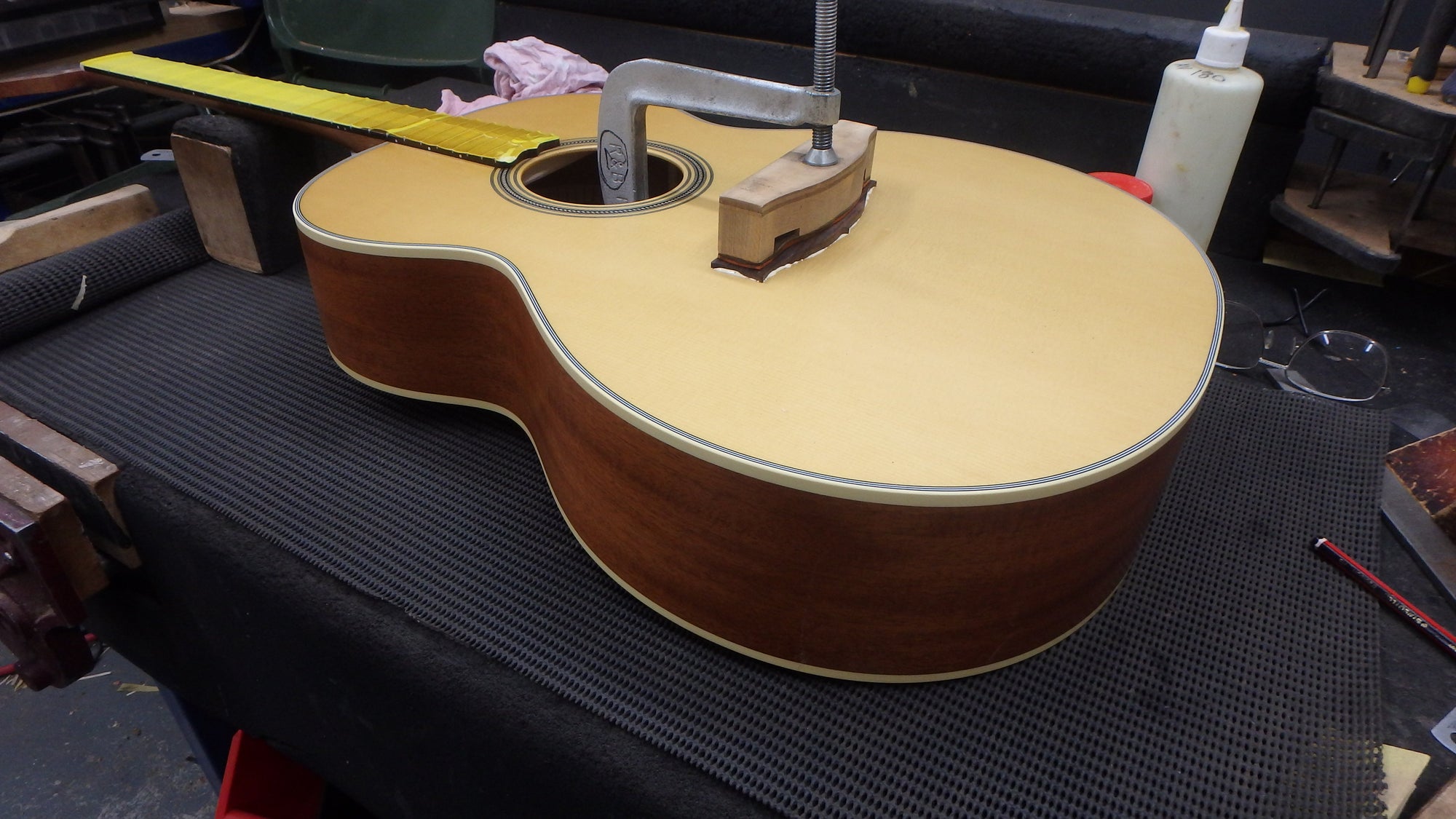 Maton Custom Shop T.E Personal Jumbo w/ Sitka Spruce & Brazilian Mahogany ID-13202 - Artisan Guitars