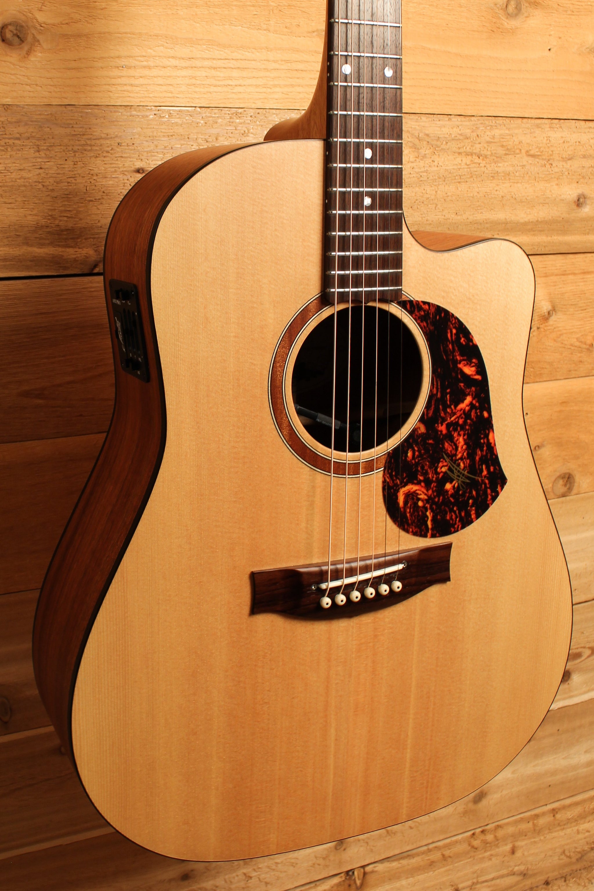 Maton SRS70C Solid Road Series Acoustic Electric w/ AP5 Pro Pickup  ID-13513 - Artisan Guitars
