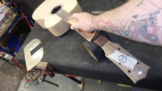 Maton T.E Personal Guitar Sitka Spruce and AAA"Bees Wings" Queensland Maple ID-11063 - Artisan Guitars