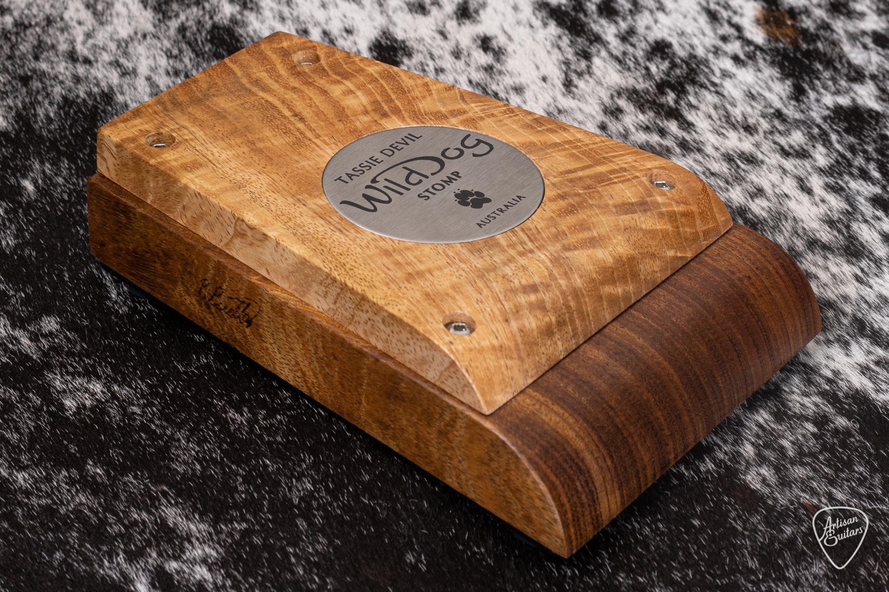 Wild Dog Tassie Devil Stomp Box - 16476