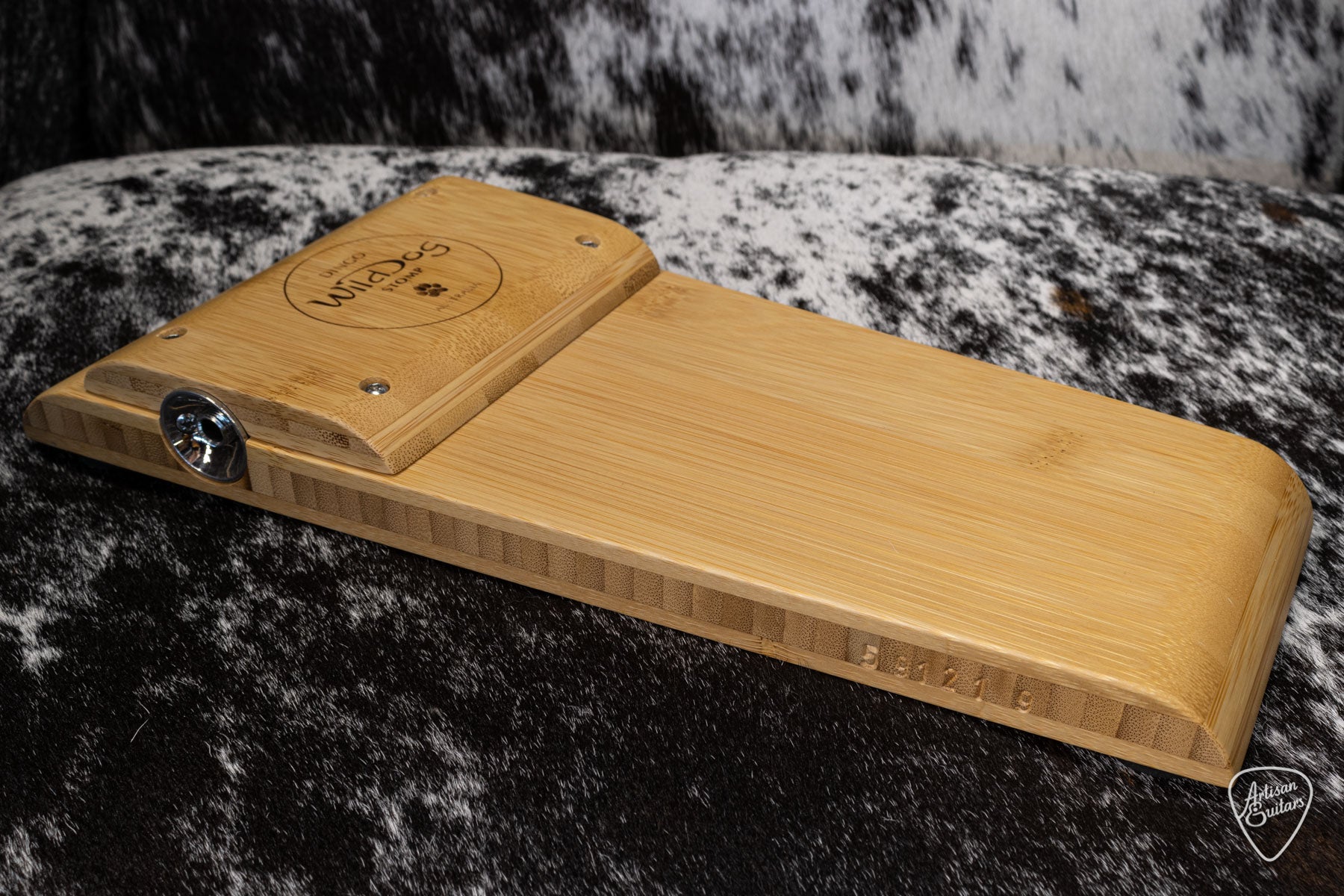 Wild Dog Dingo Stomp Box - 16320