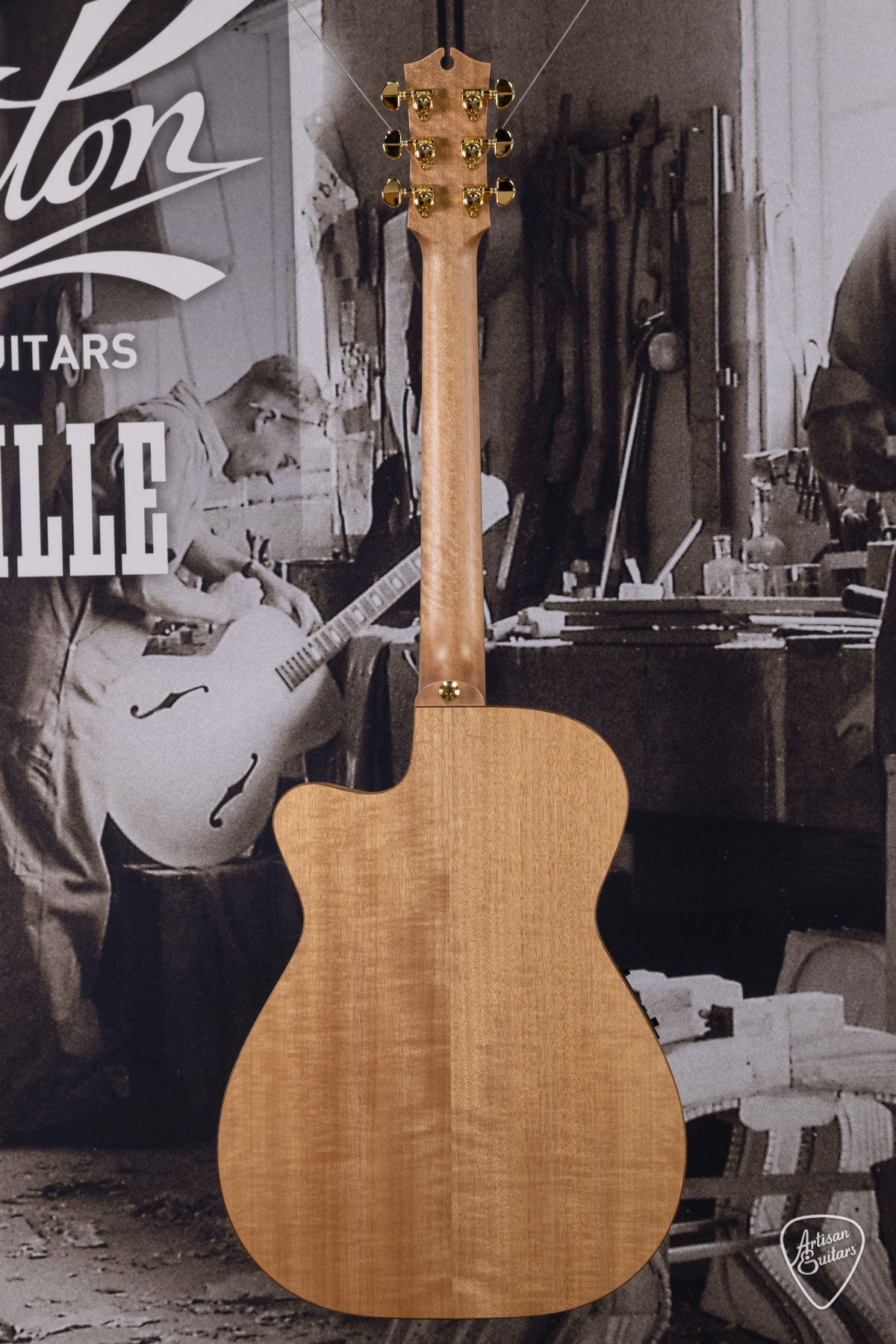 Maton Guitars EBG-808 Mic Fix Cutaway - 16175