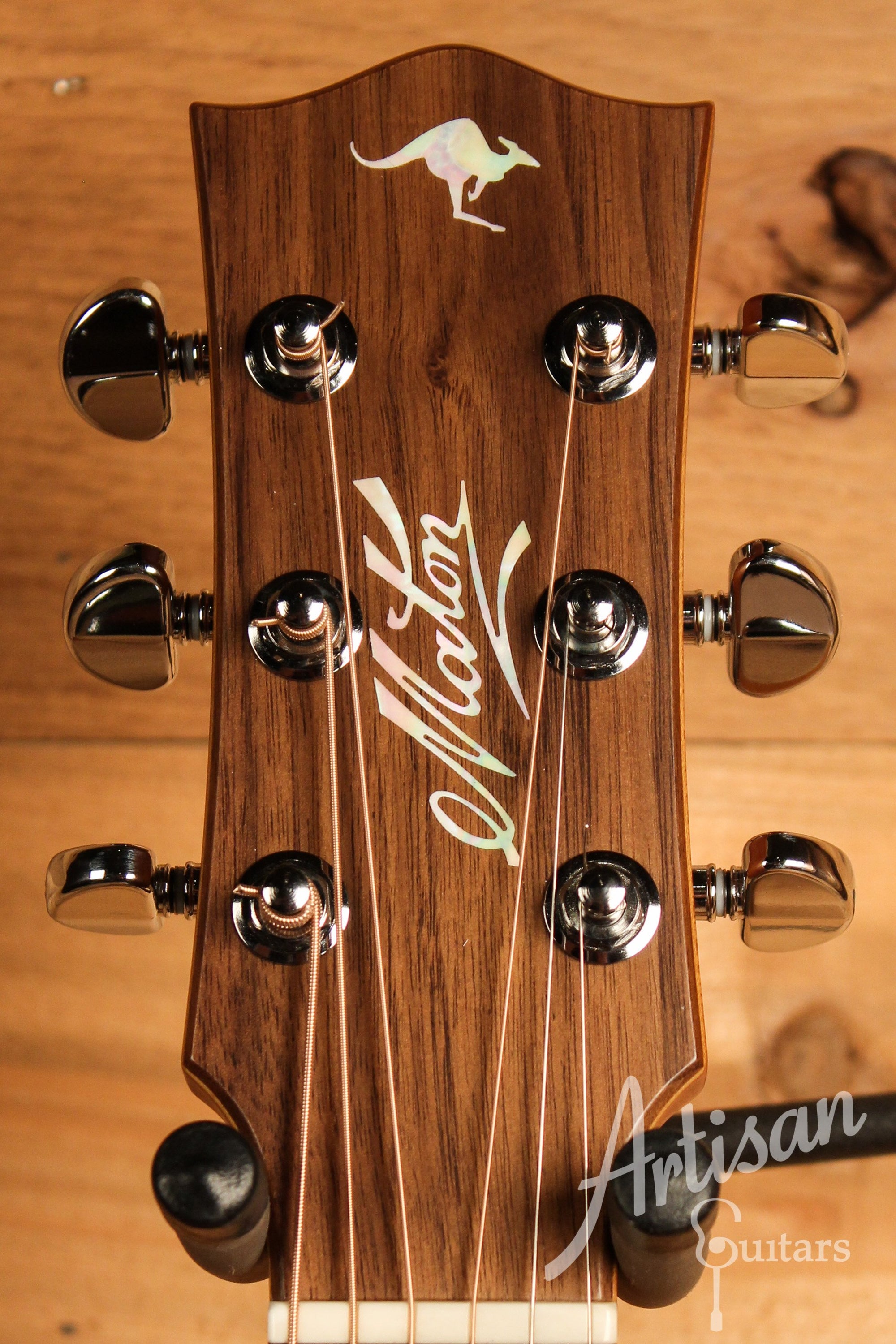 Maton EBG 808 TE Tommy Emmanuel Signature Guitar Pre-Owned 2017 ID-12531 - Artisan Guitars