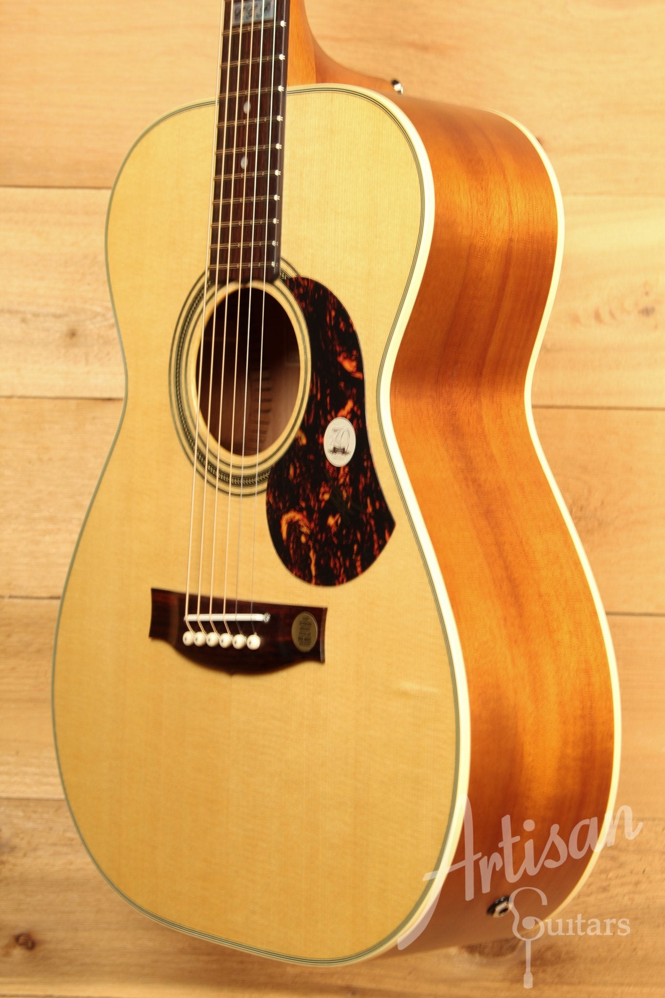 Maton EBG 808 TE Tommy Emmanuel Signature Guitar ID-11641 - Artisan Guitars