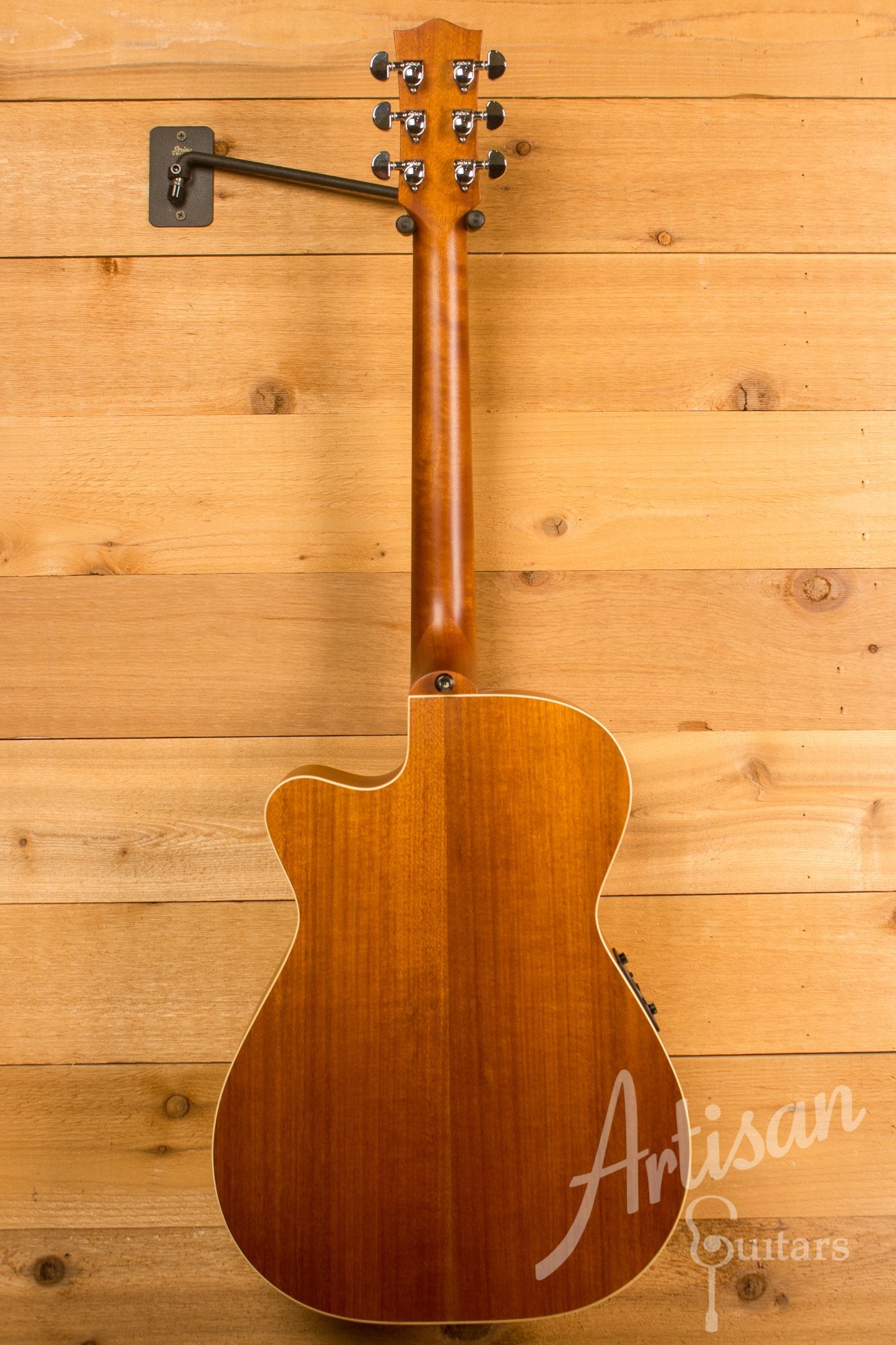 Maton EBG 808C TE Tommy Emmanuel Signature Guitar Cutaway ID-11568 - Artisan Guitars
