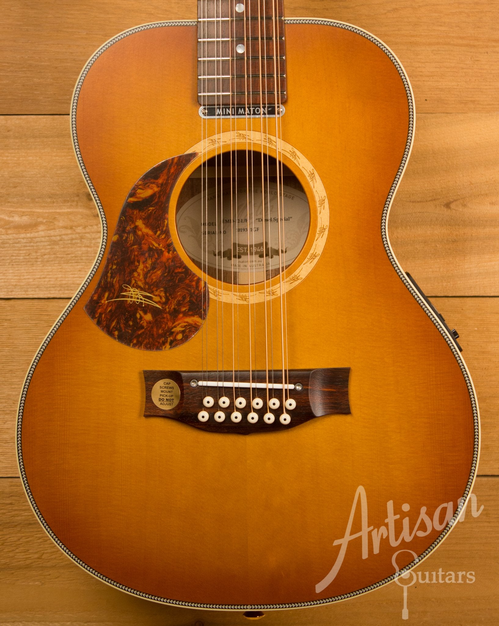 Maton EMD12 Mini Maton Sitka with Blackwood and Vintage Amber Sunburst Lefty ID-11604 - Artisan Guitars