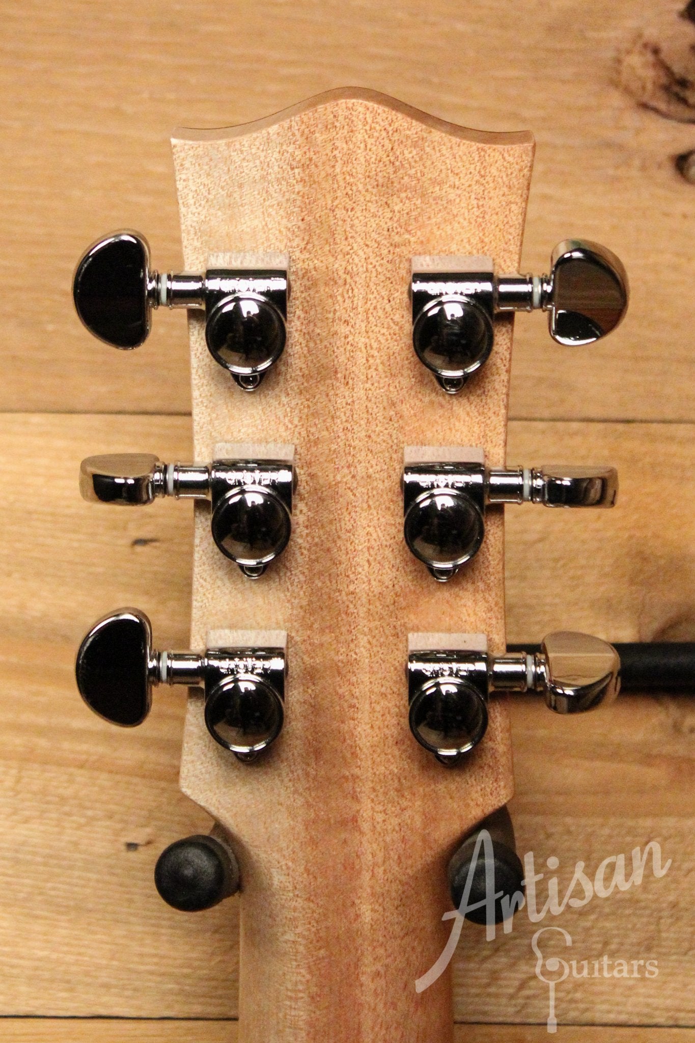 Maton SRS70 Jumbo Guitar Solid Road Series Acoustic Electric AP5 Pro ID-11549 - Artisan Guitars