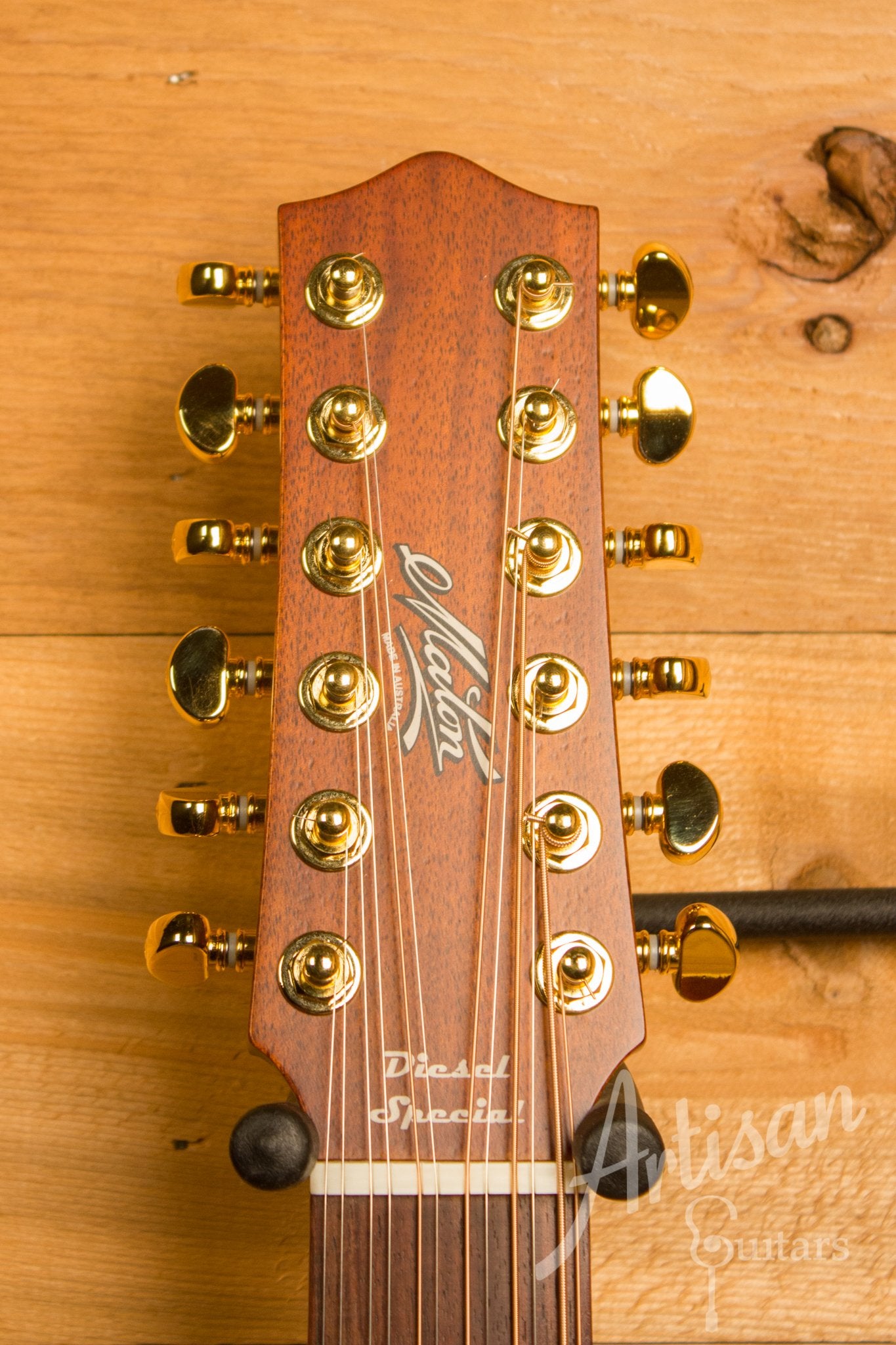 Maton EMD12 Mini Maton Sitka with Blackwood and Vintage Amber Sunburst Lefty ID-11604 - Artisan Guitars