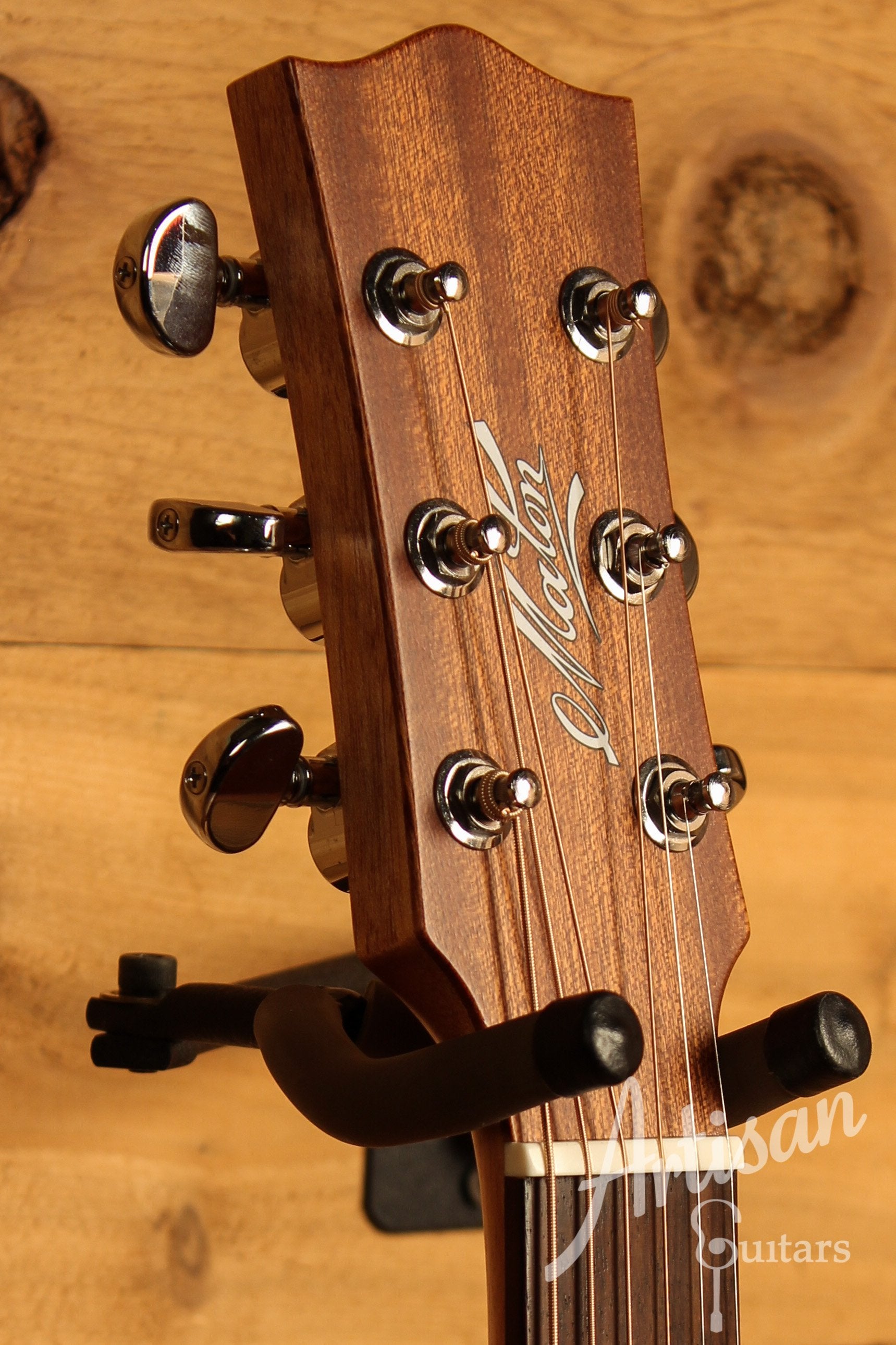 Maton S60 Guitar with Sitka Spruce and Queensland Maple ID-12220 - Artisan Guitars