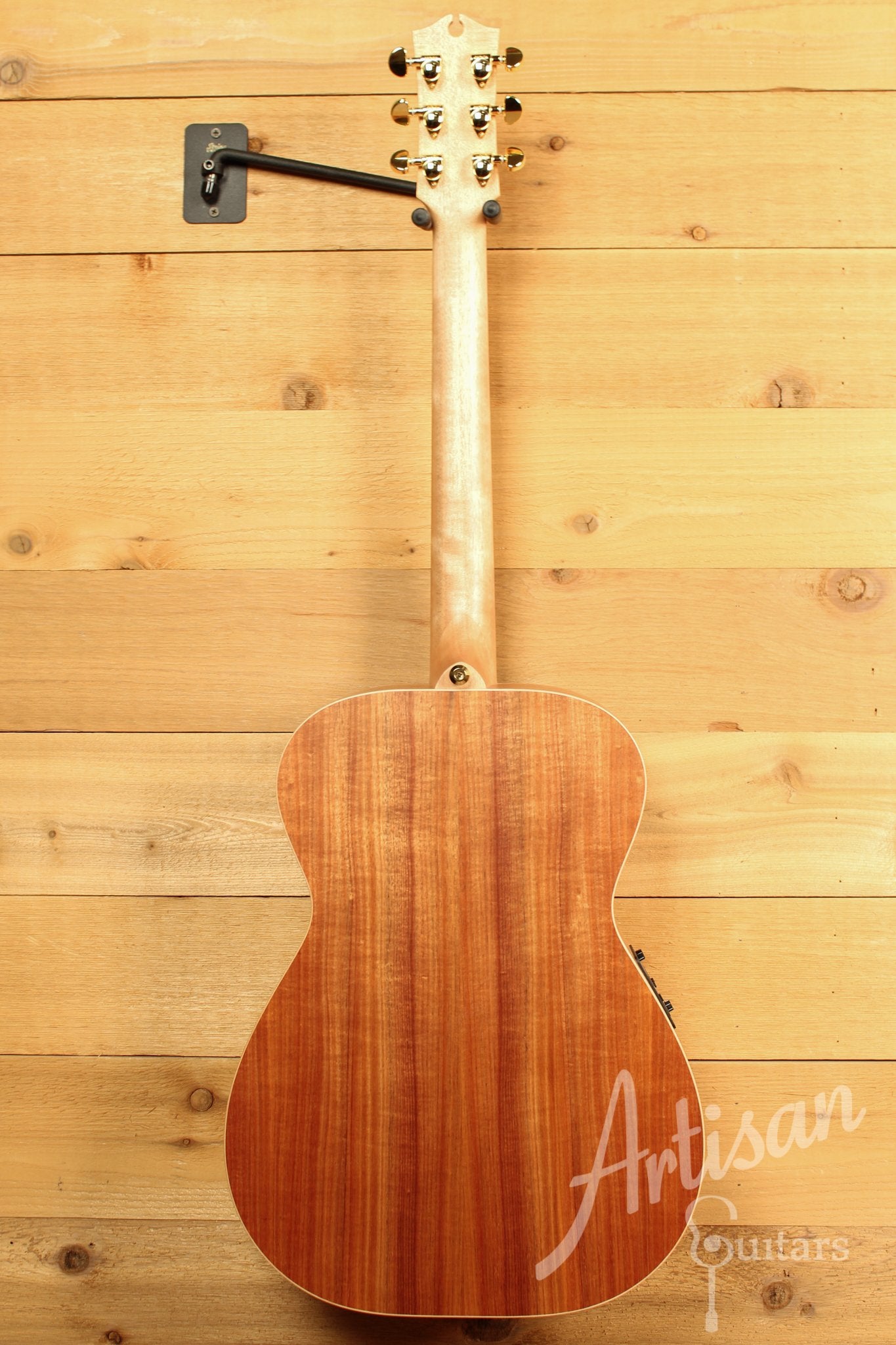 Maton EBG808 Artist Series Sitka Spruce and Blackwood ID-11552 - Artisan Guitars