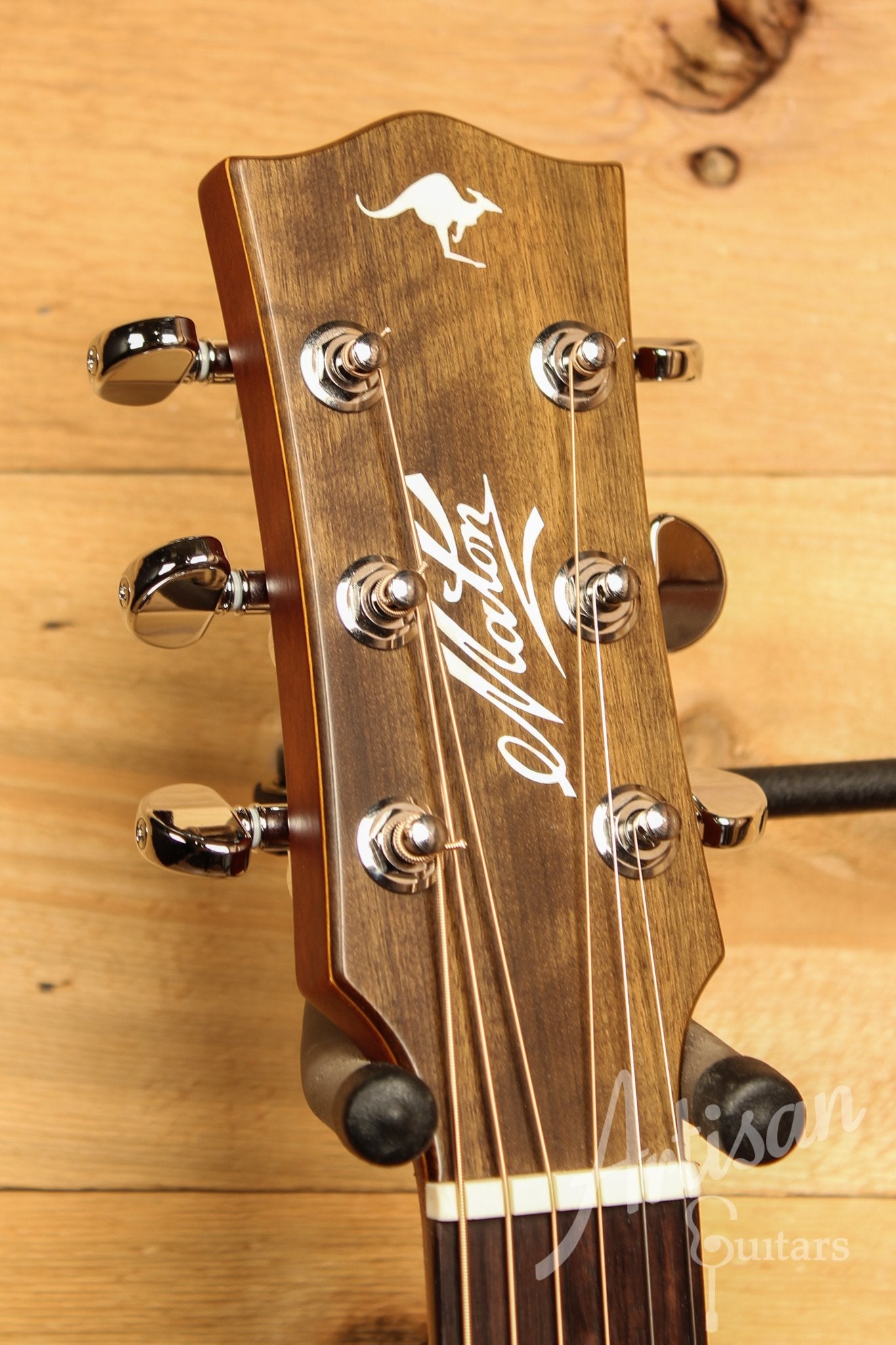 Maton EBG 808 TE Tommy Emmanuel Signature Guitar ID-11553 - Artisan Guitars