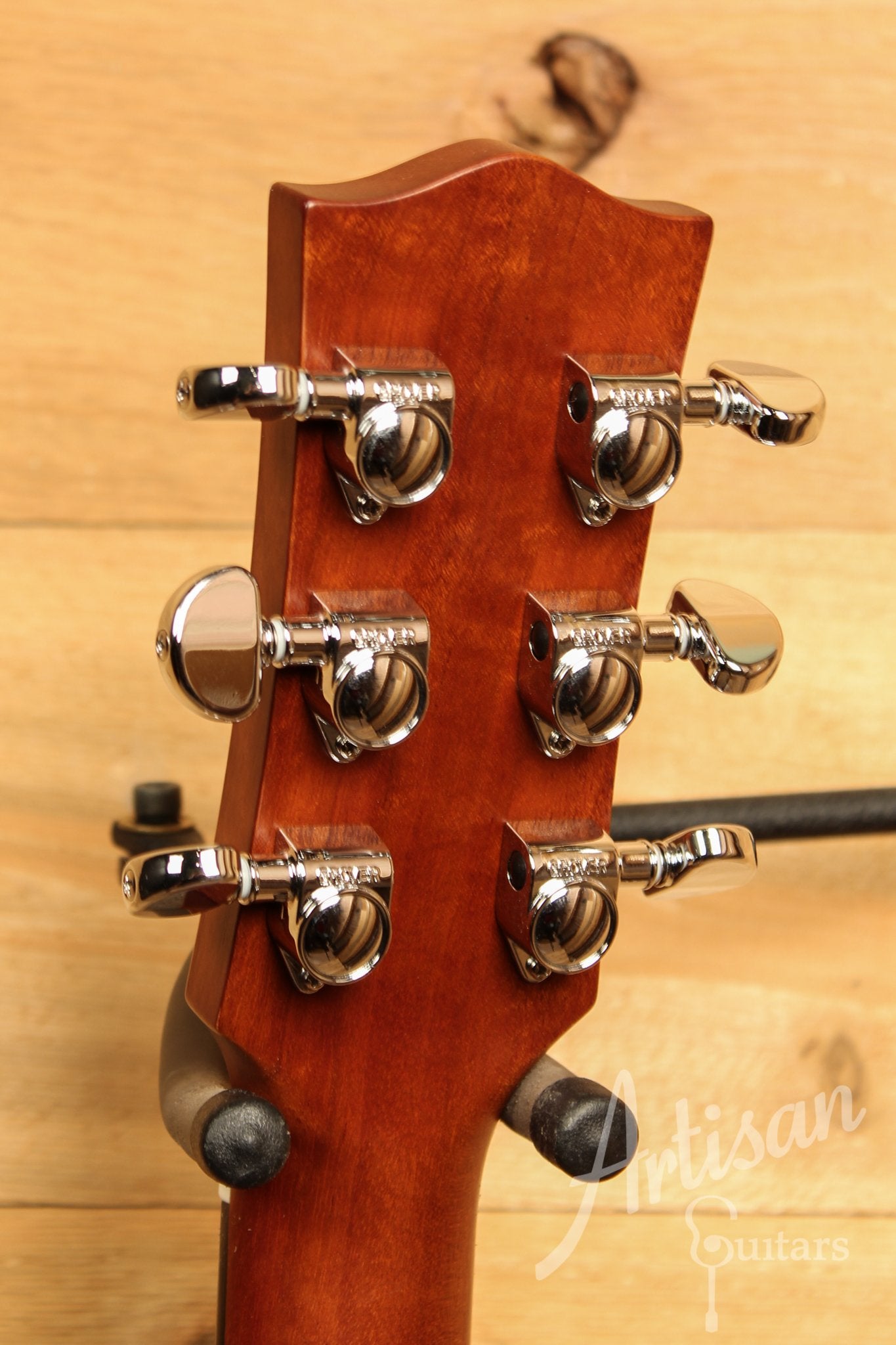 Maton EBG 808 TE Tommy Emmanuel Signature Guitar ID-11553 - Artisan Guitars