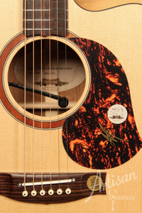 Maton SRS70C Solid Road Series Acoustic Electric AP5 Pro ID-11555 - Artisan Guitars