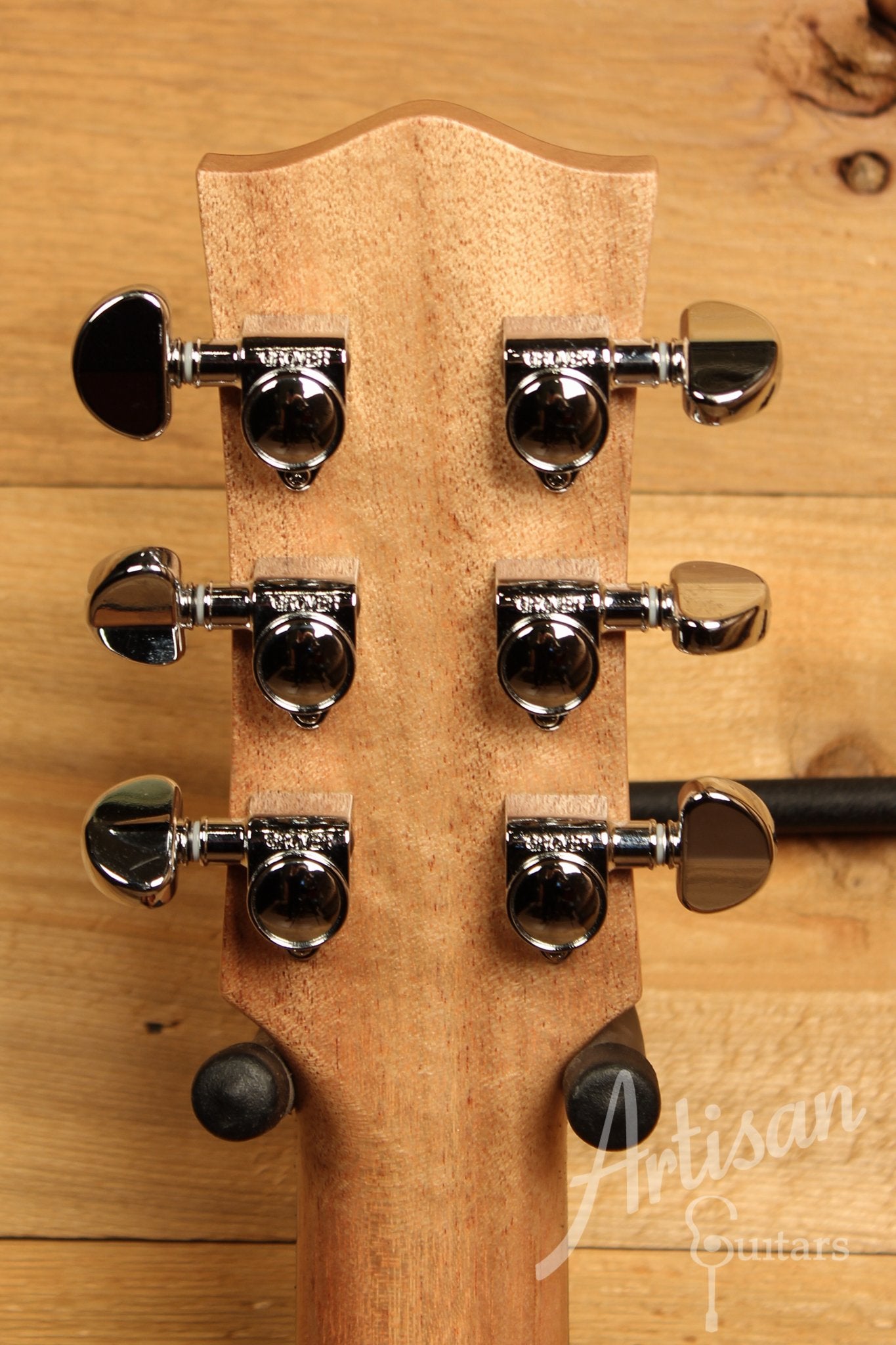 Maton SRS70C Solid Road Series Acoustic Electric AP5 Pro ID-11555 - Artisan Guitars