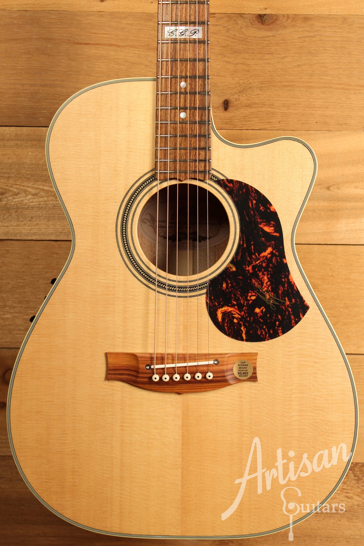 Maton EBG 808C TE Tommy Emmanuel Signature Guitar Cutaway ID-12221 - Artisan Guitars