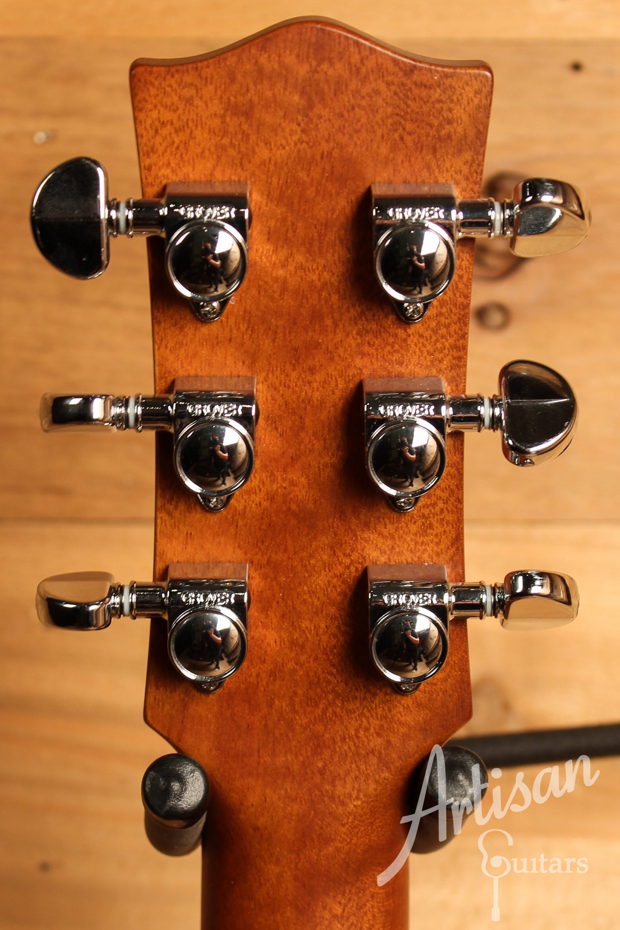 Maton EBG 808C TE Tommy Emmanuel Signature Guitar Cutaway ID-12221 - Artisan Guitars