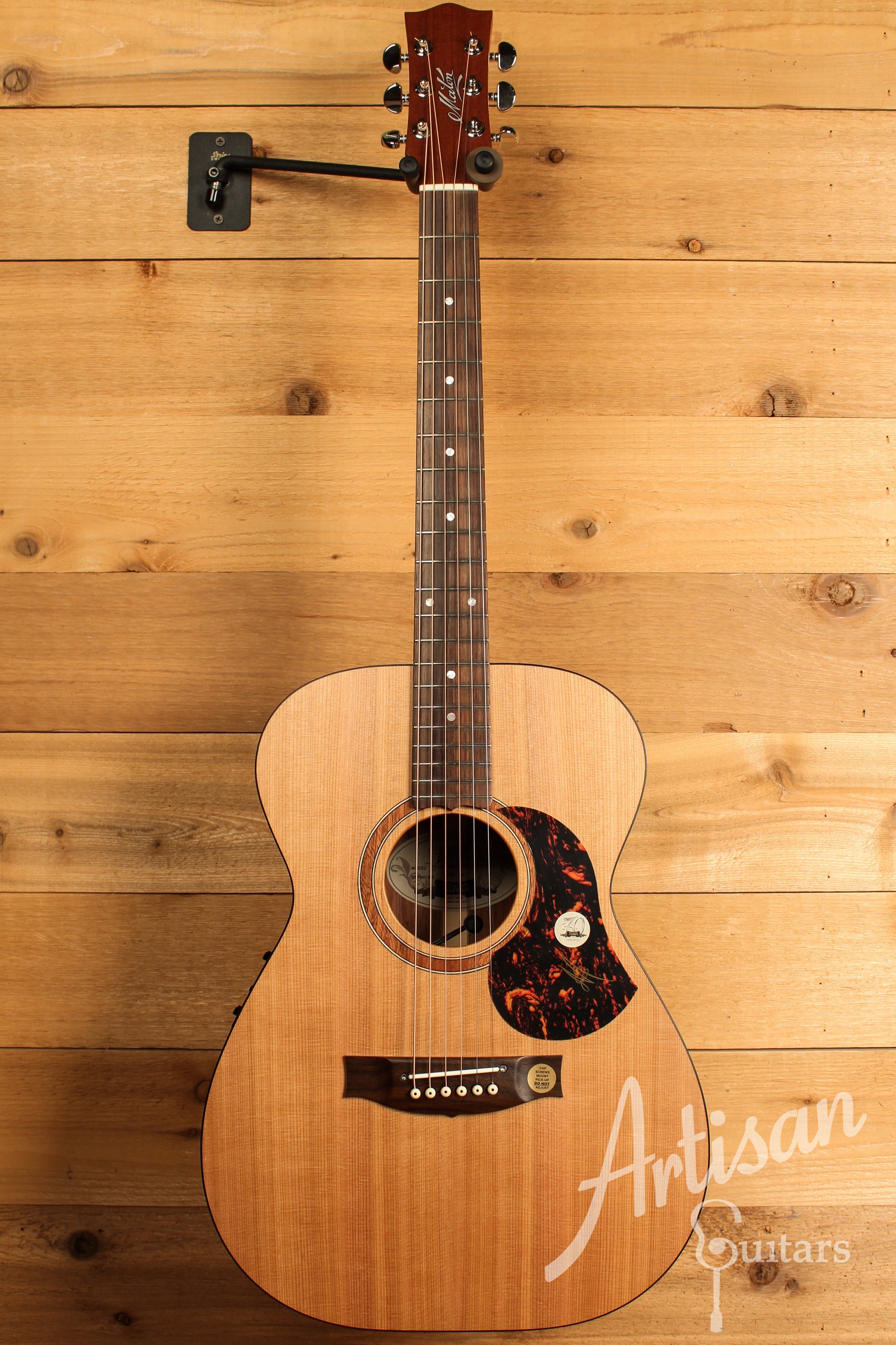 Maton SRS808 Guitar Western Red Cedar and Solid Blackwood ID-12222 - Artisan Guitars