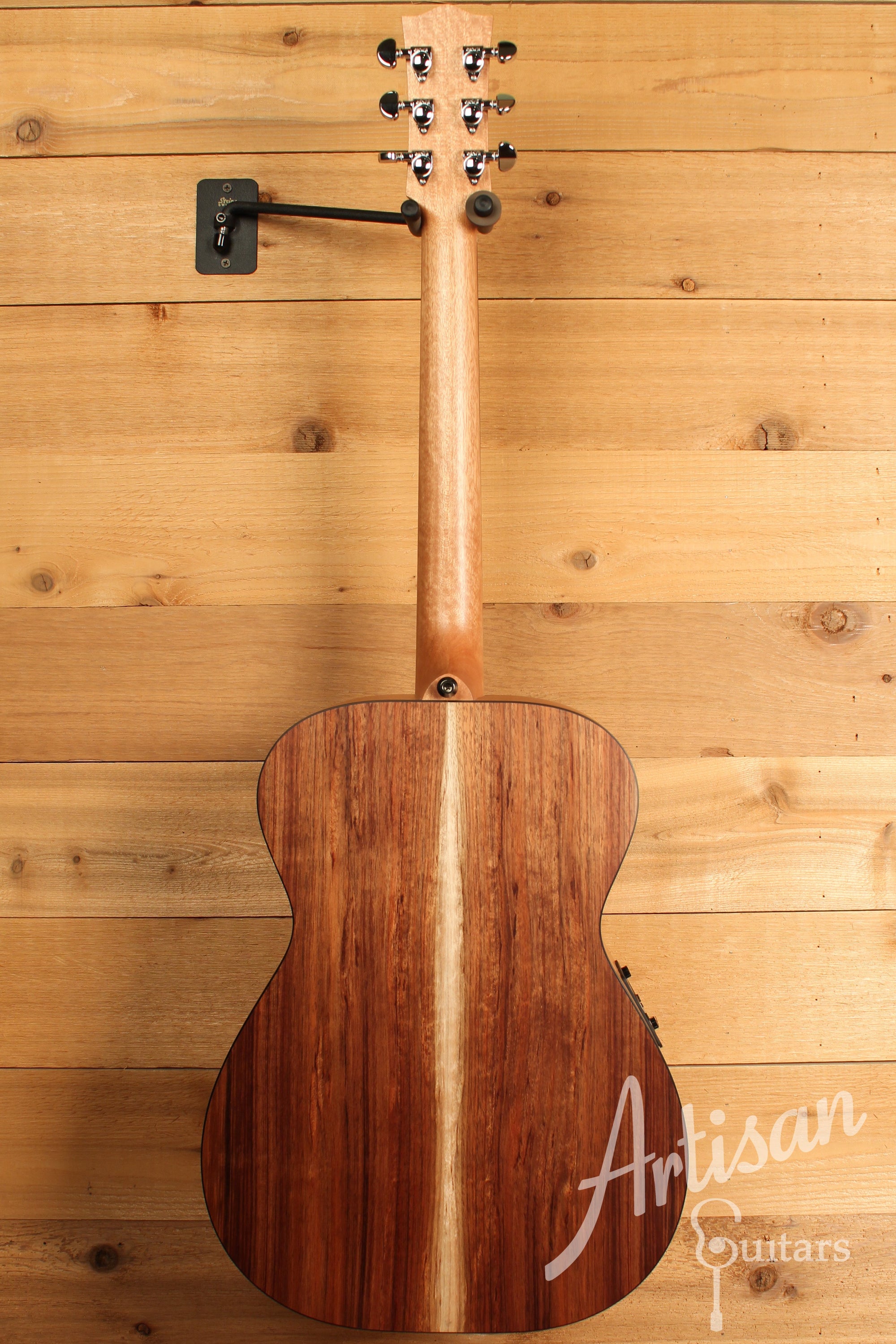 Maton SRS808 Guitar Western Red Cedar and Solid Blackwood ID-12222 - Artisan Guitars