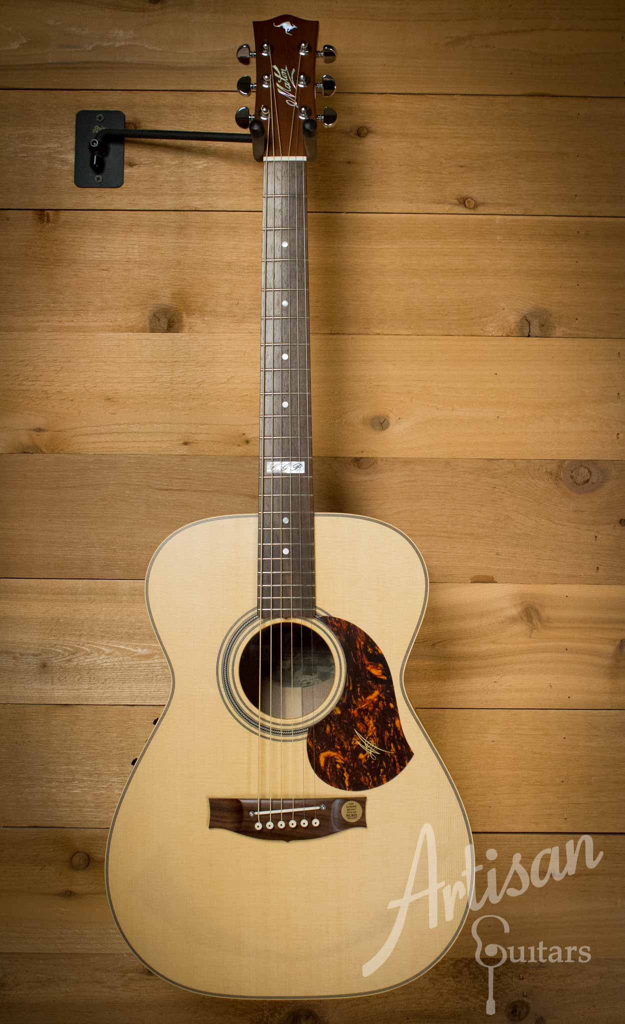 Pre-Owned 2014 Maton EBG808TE Tommy Emmanuel Signature Sitka and Queensland Maple ID-10341 - Artisan Guitars