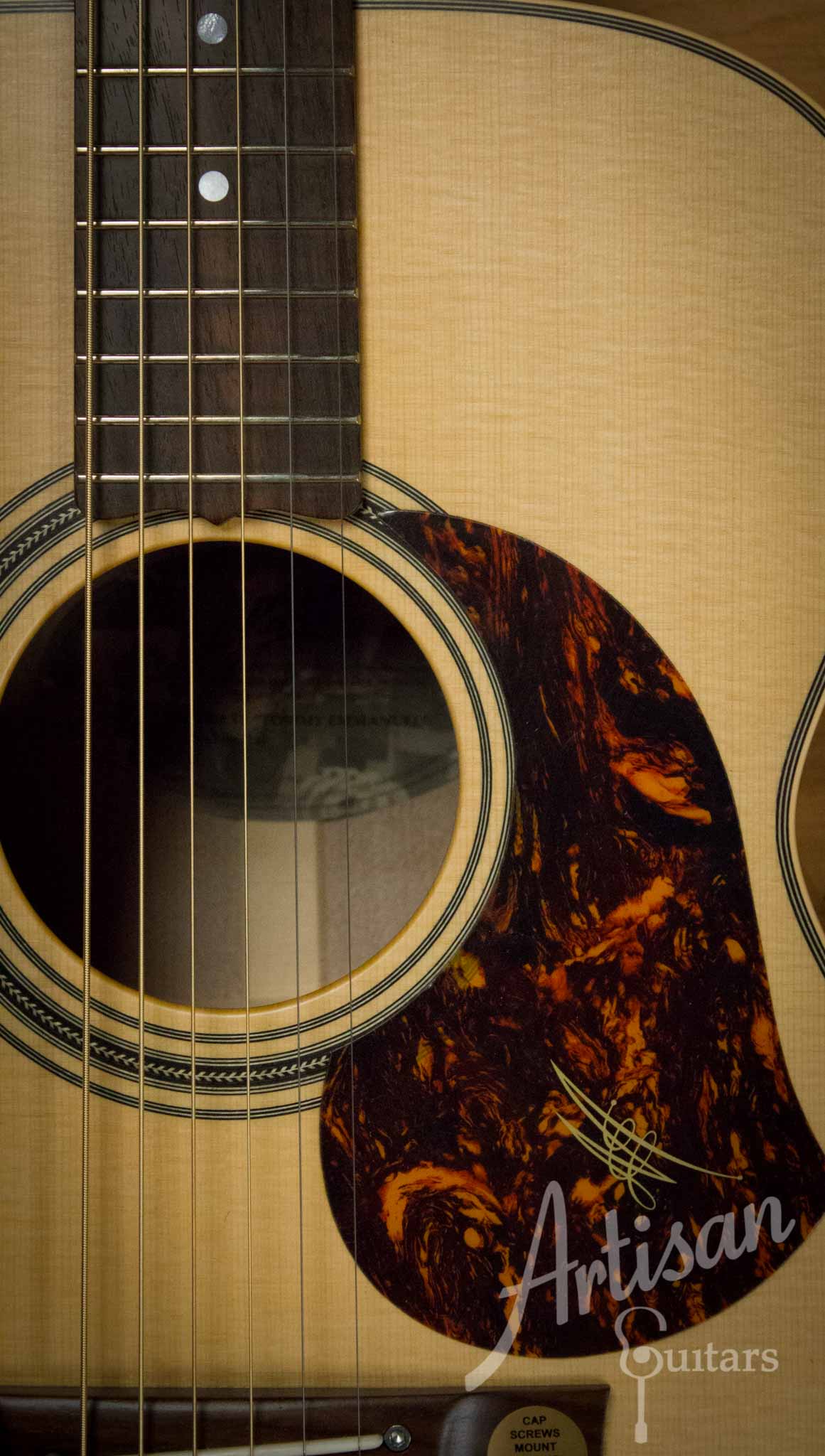 Pre-Owned 2014 Maton EBG808TE Tommy Emmanuel Signature Sitka and Queensland Maple ID-10341 - Artisan Guitars