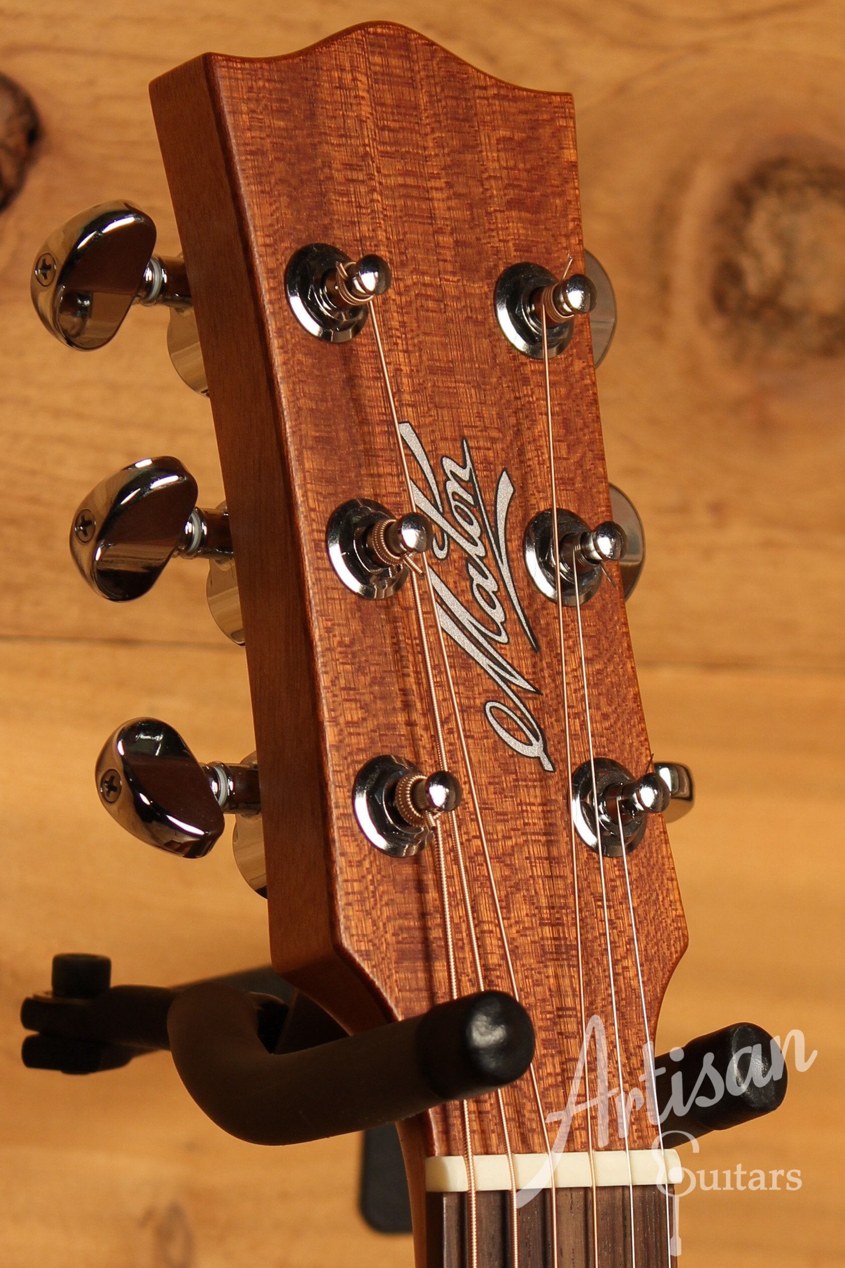 Maton SRS808 Guitar Western Red Cedar and Solid Blackwood ID-12222 - Artisan Guitars