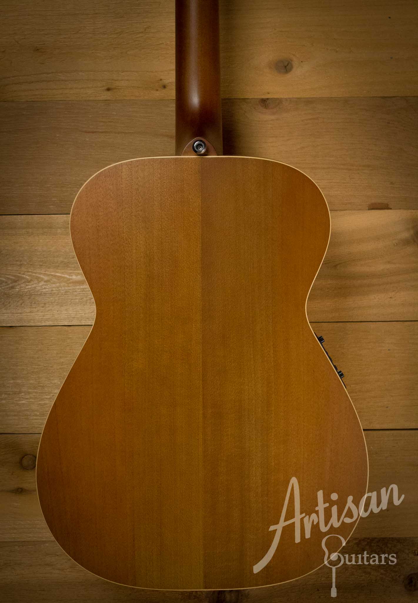 Pre-Owned 2014 Maton EBG808TE Tommy Emmanuel Signature Sitka and Queensland Maple ID-10341 - Artisan Guitars