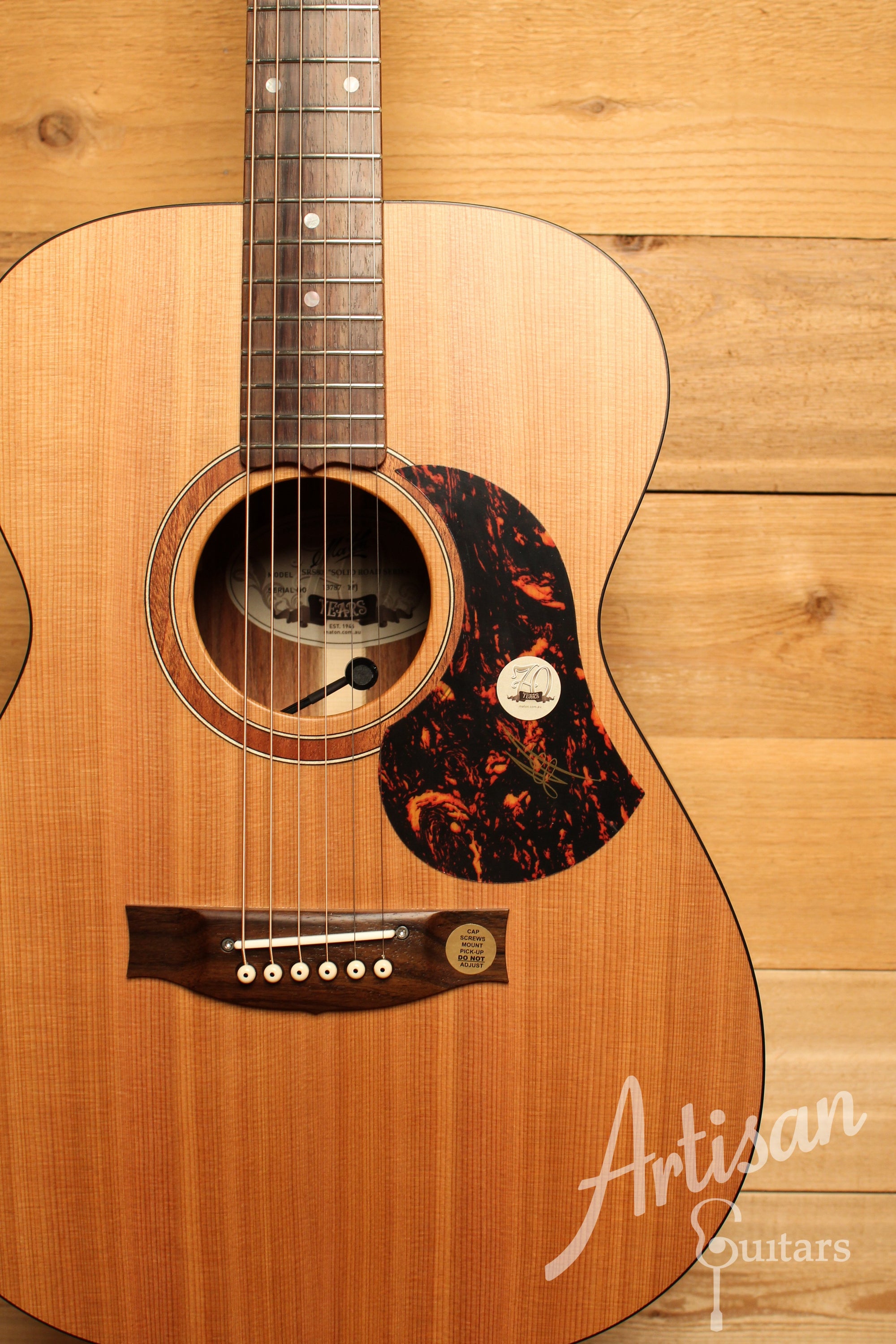 Maton SRS808 Guitar Western Red Cedar and Solid Blackwood ID-12222 - Artisan Guitars