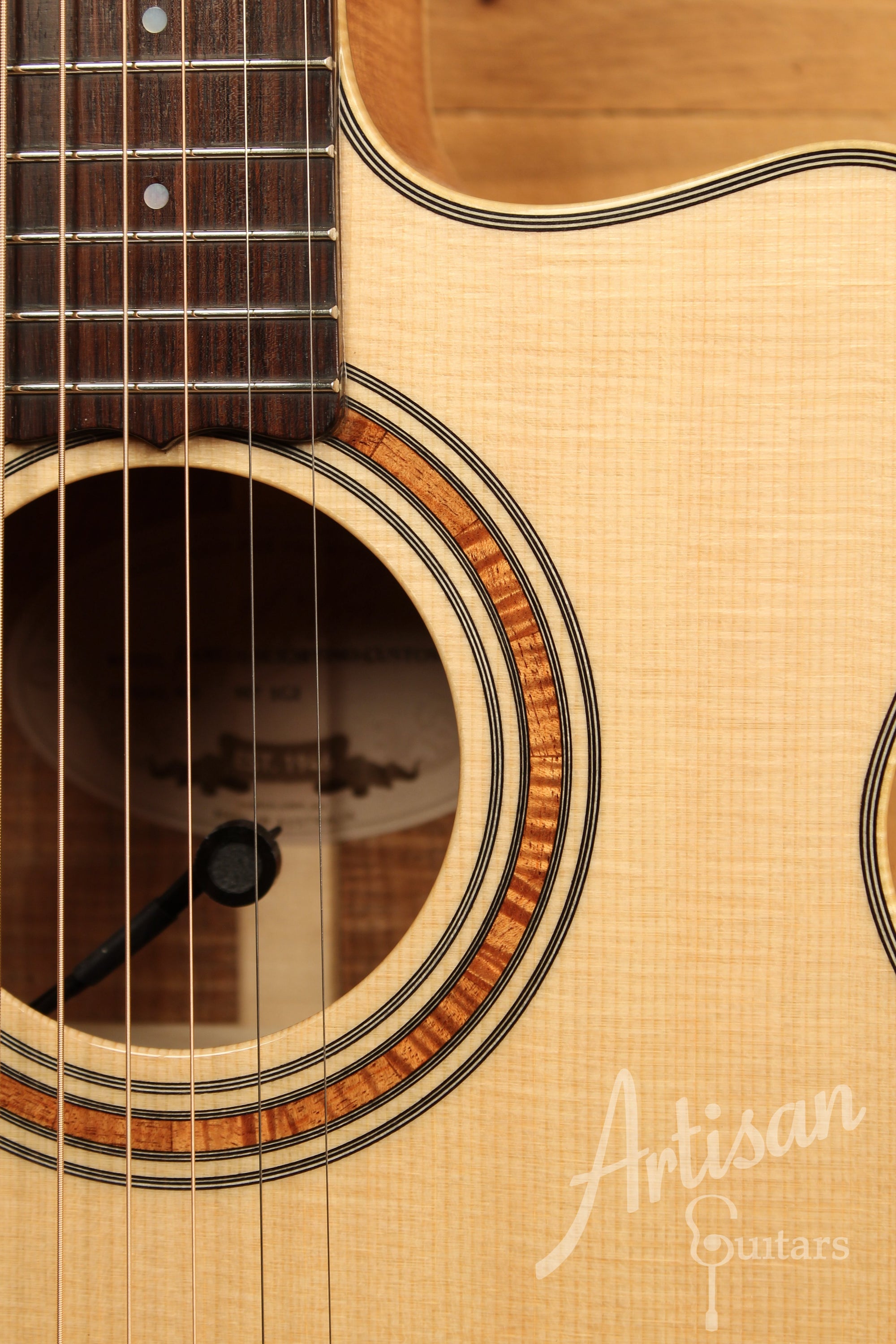 Maton WA May Custom Shop 808 Guitar with Sitka Spruce and Fiddleback Blackwood ID-11723 - Artisan Guitars