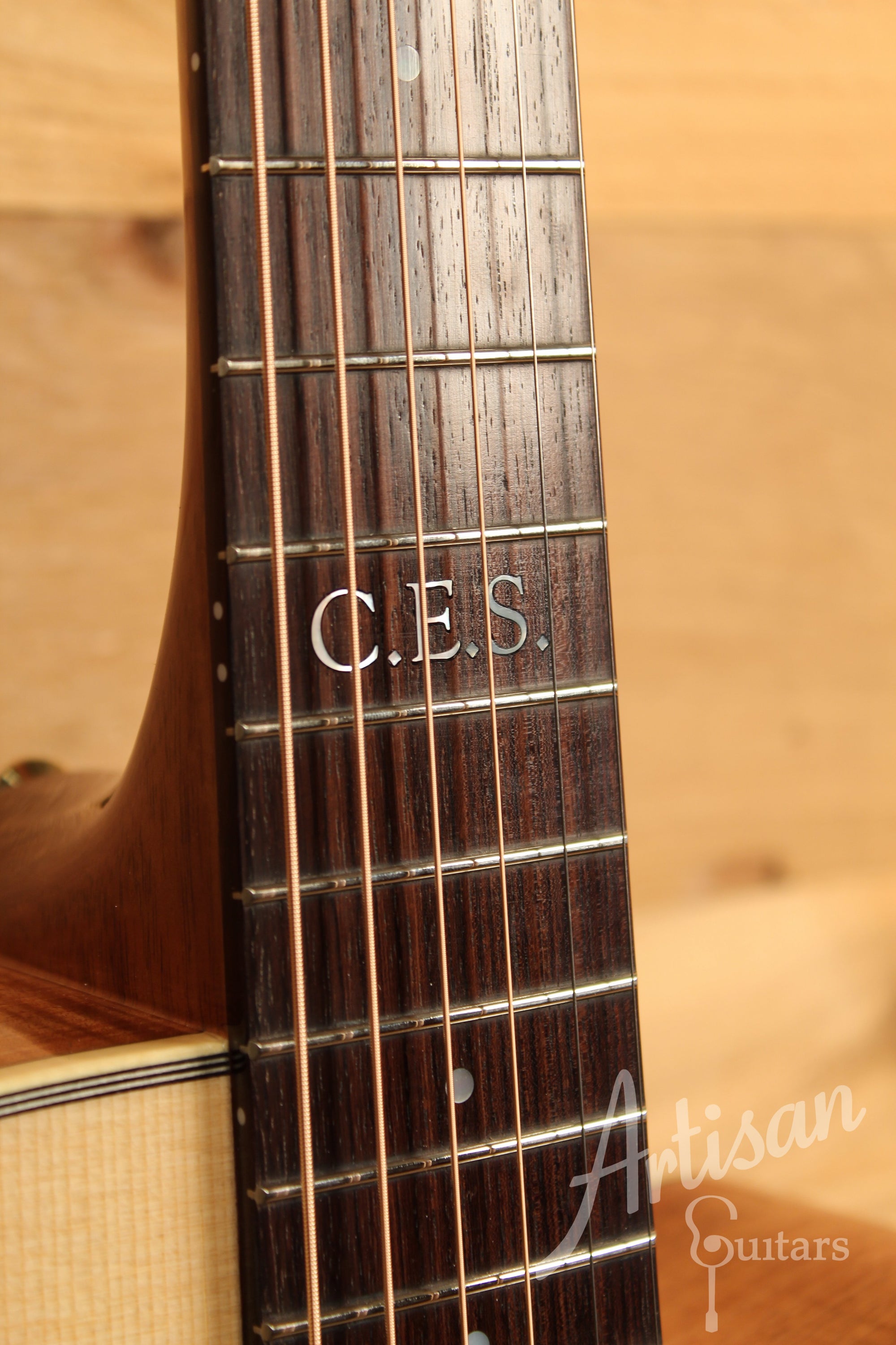 Maton WA May Custom Shop 808 Guitar with Sitka Spruce and Fiddleback Blackwood ID-11723 - Artisan Guitars