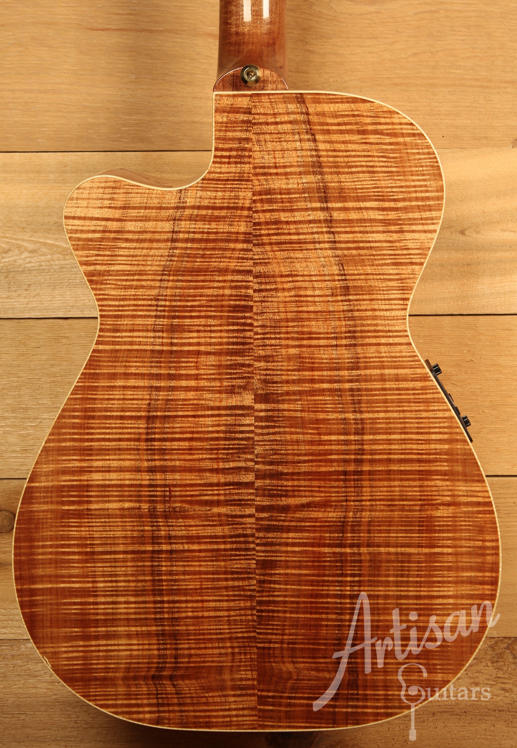 Maton WA May Custom Shop 808 Guitar with Sitka Spruce and Fiddleback Blackwood ID-11723 - Artisan Guitars