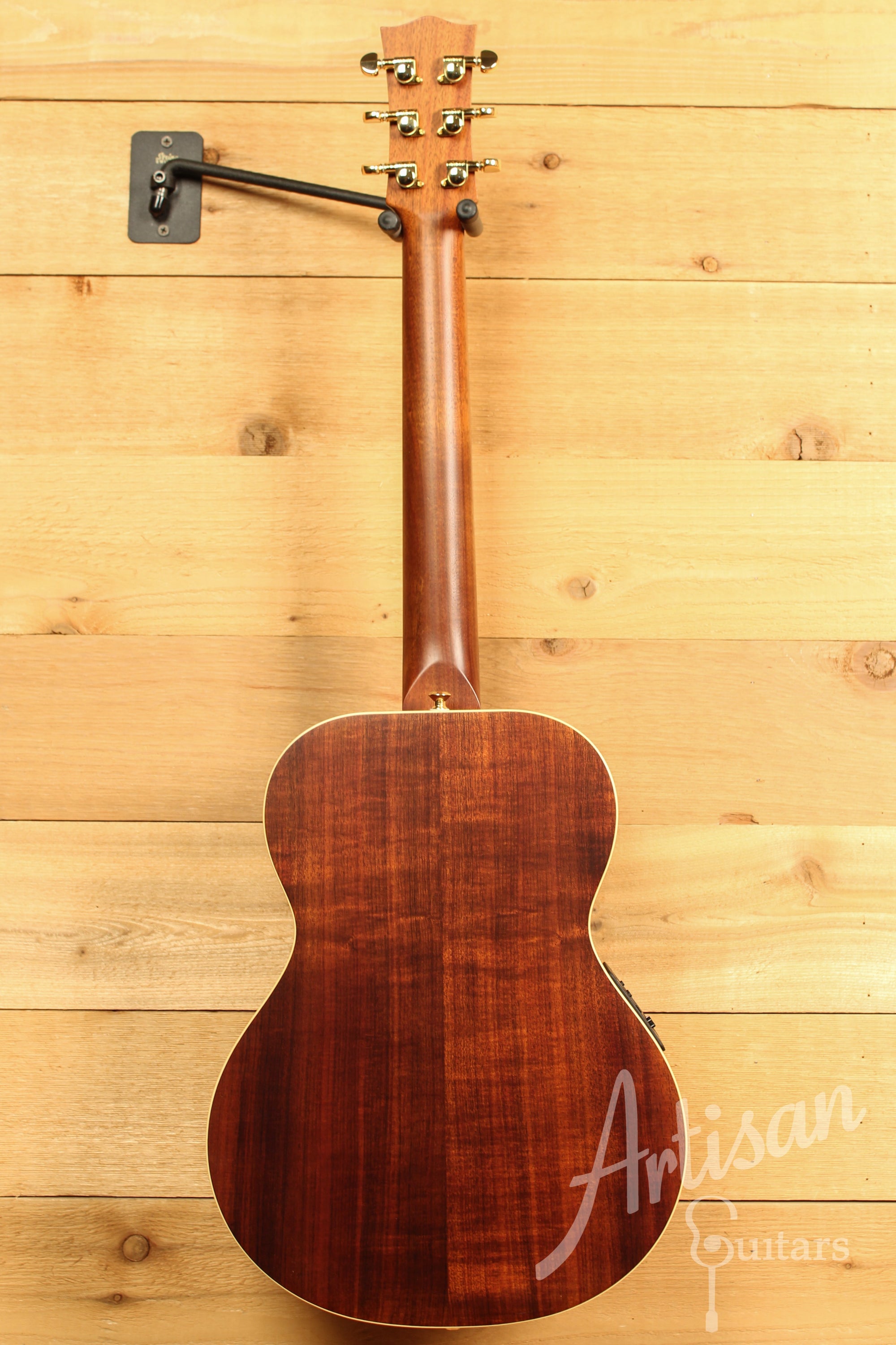 Maton EMD6 Mini Maton Diesel Sitka with Blackwood and Vintage Amber Sunburst Pre-Owned 2012 ID-11728 - Artisan Guitars