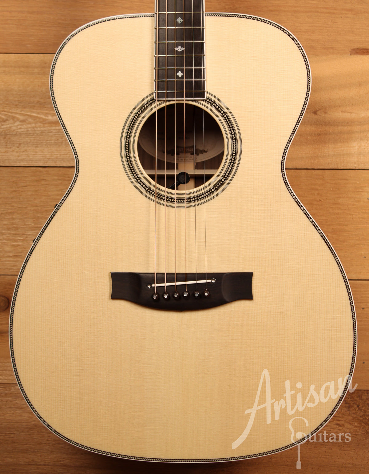 Maton Custom Shop Classic Guitar with European Spruce and Indian Rosewood ID-11740 - Artisan Guitars