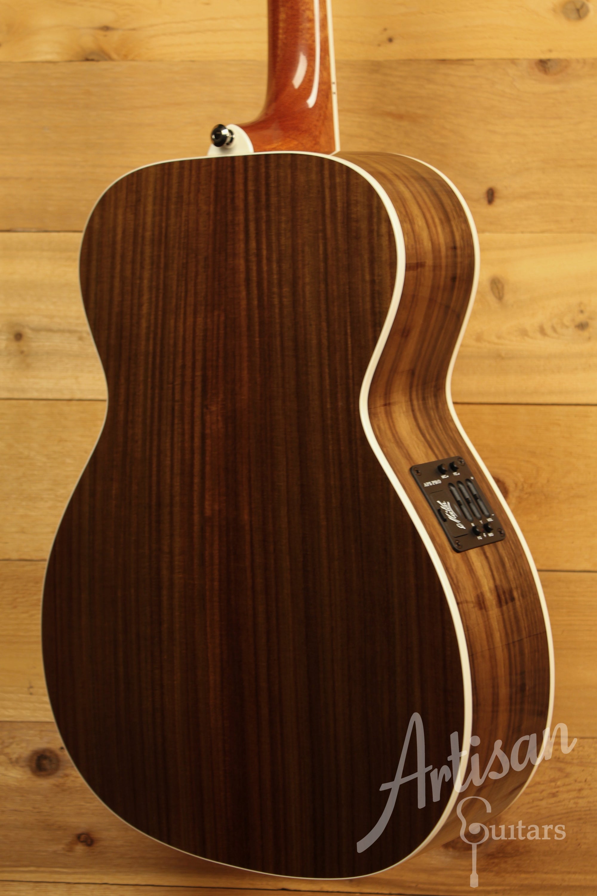 Maton Custom Shop Classic Guitar with European Spruce and Indian Rosewood ID-11740 - Artisan Guitars