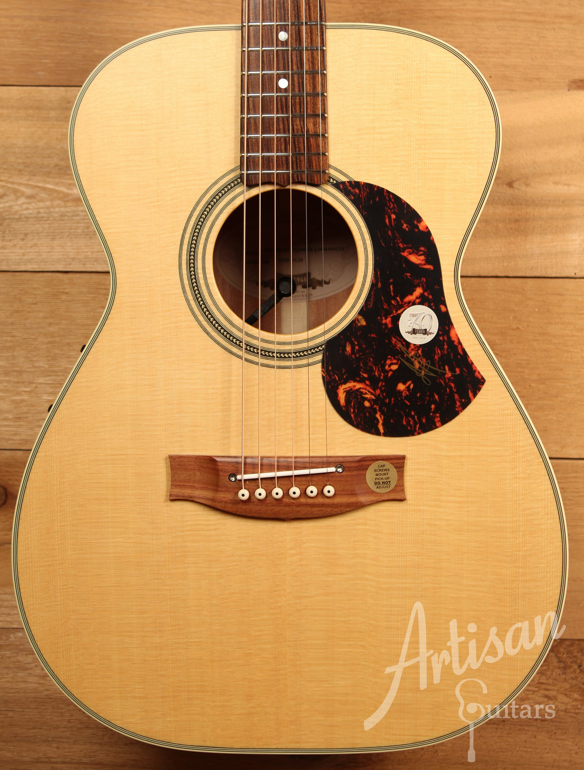 Maton EBG 808 TE Tommy Emmanuel Signature Guitar ID-11754 - Artisan Guitars