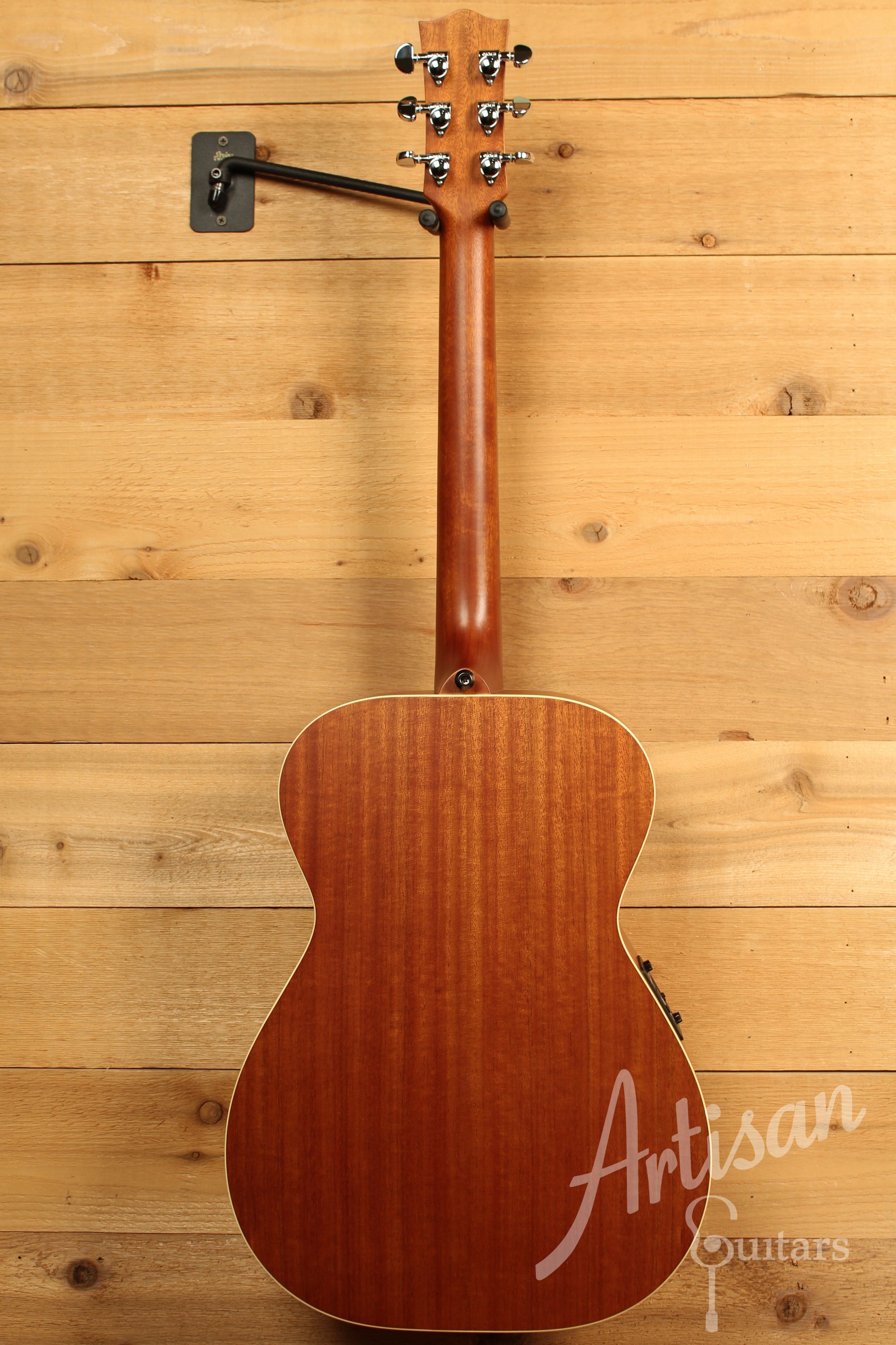 Maton EBG 808 TE Tommy Emmanuel Signature Guitar ID-11754 - Artisan Guitars