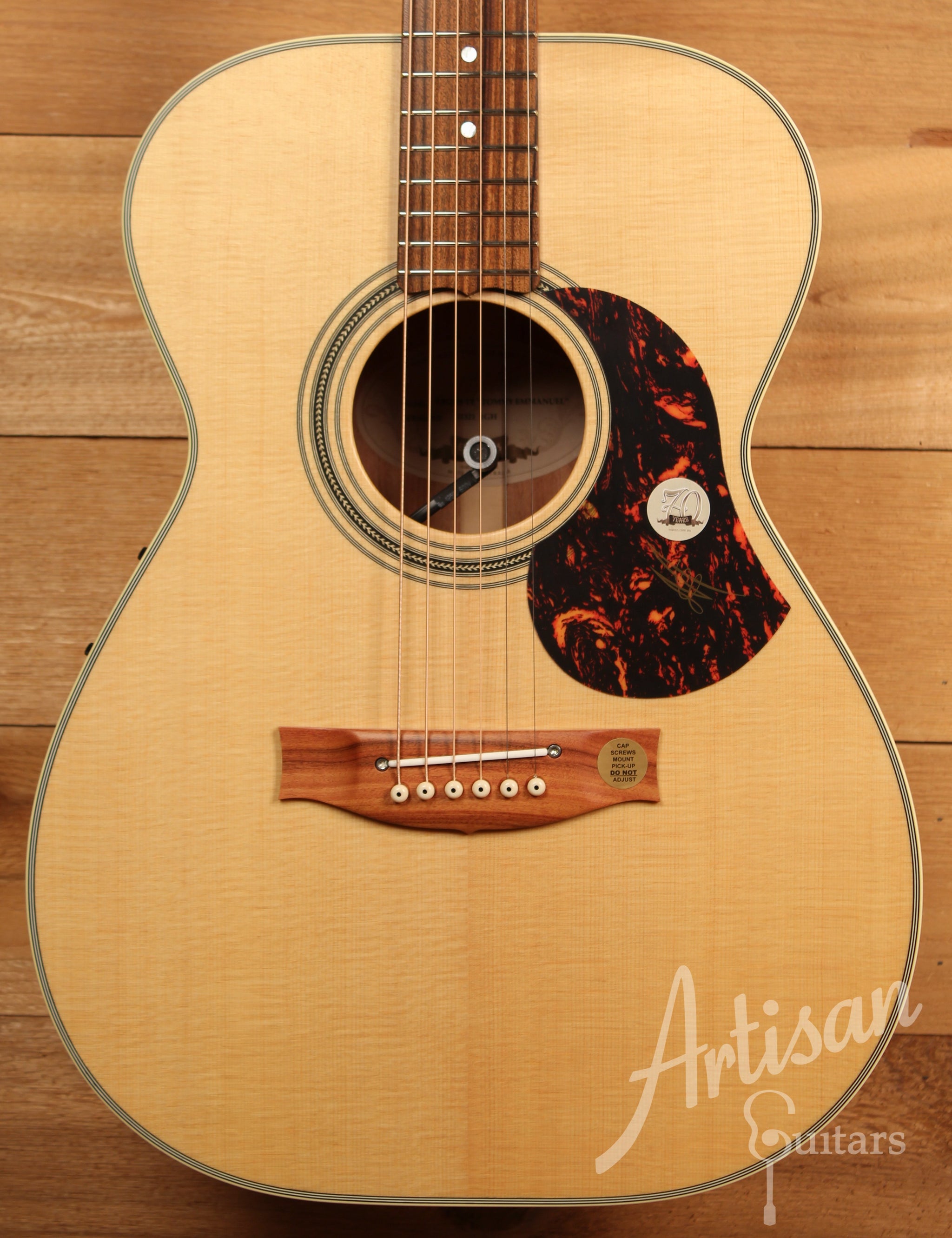 Maton EBG 808 TE Tommy Emmanuel Signature Guitar ID-11755 - Artisan Guitars