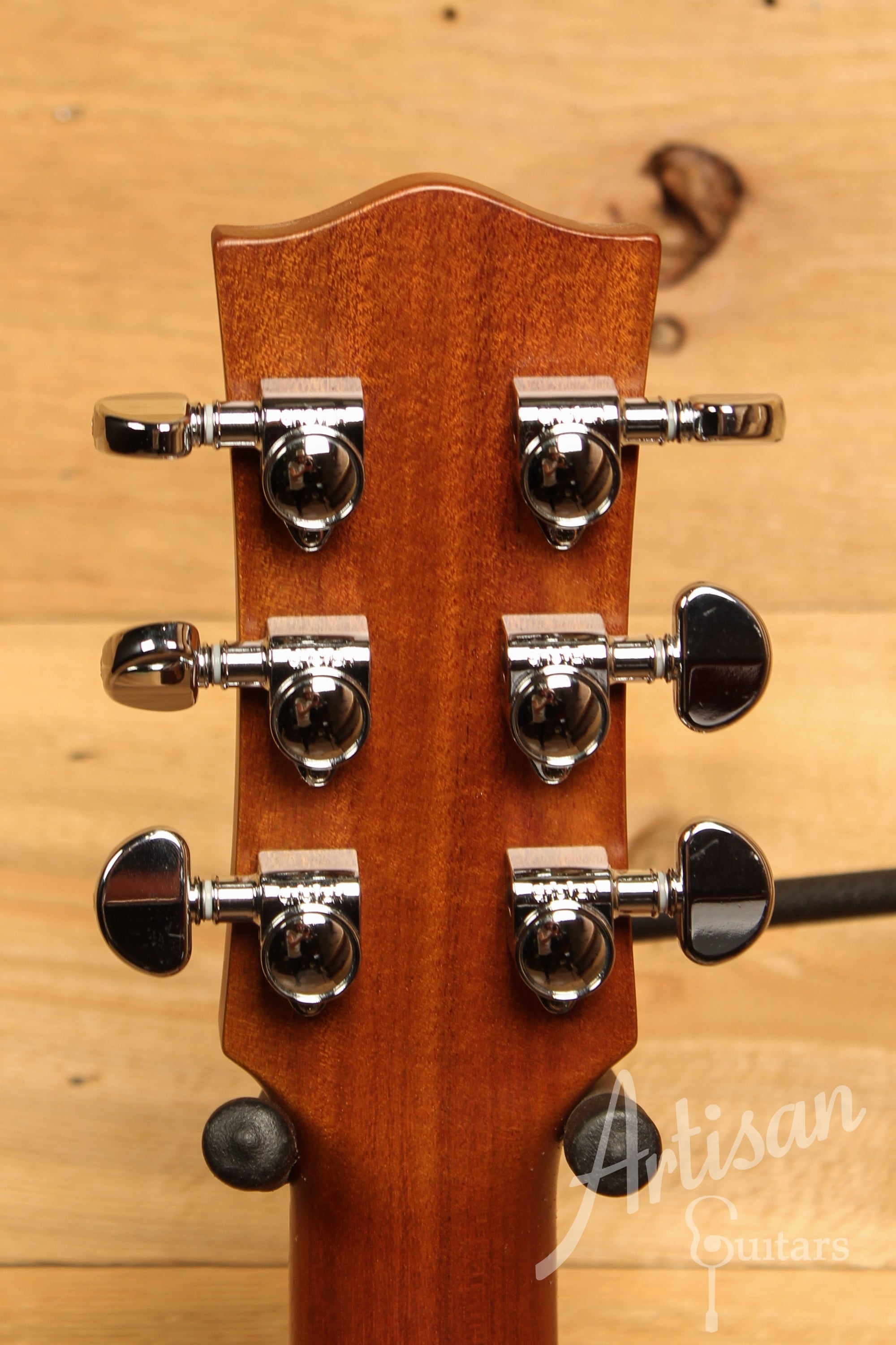 Maton EBG 808 TE Tommy Emmanuel Signature Guitar ID-11755 - Artisan Guitars
