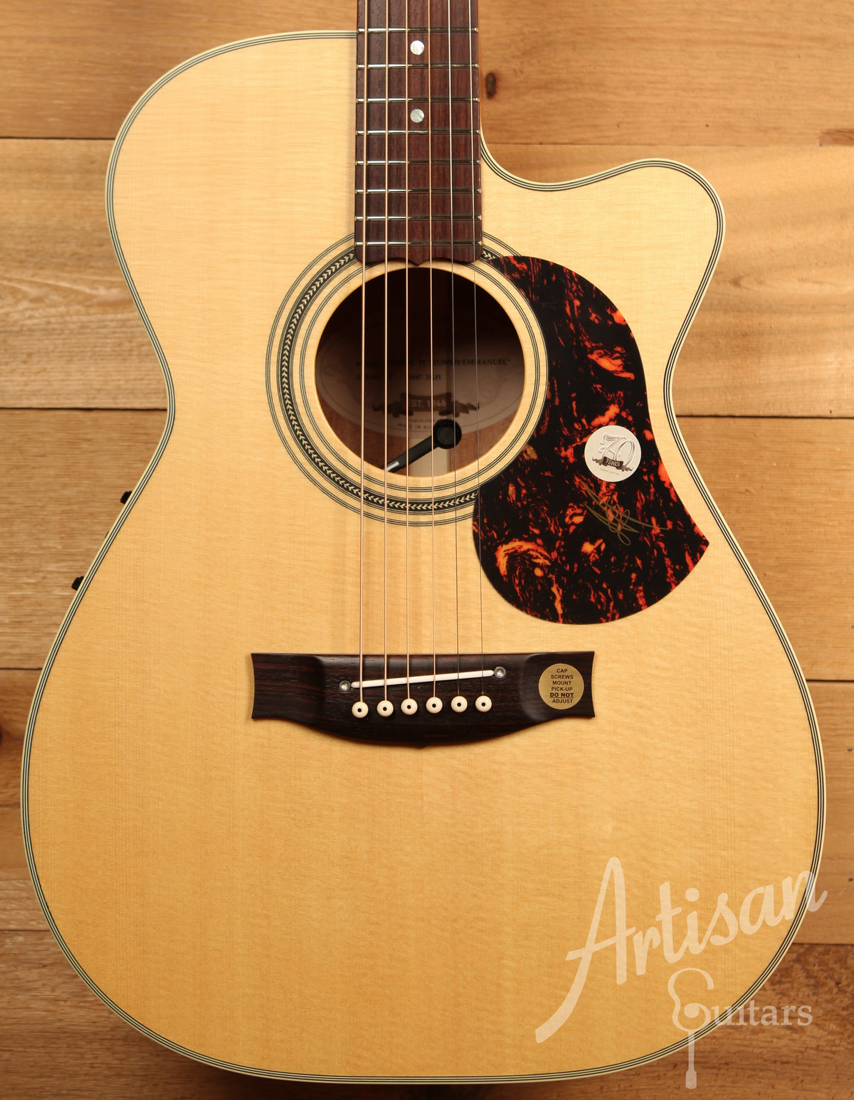 Maton EBG 808C TE Tommy Emmanuel Signature Guitar Cutaway ID-11756 - Artisan Guitars
