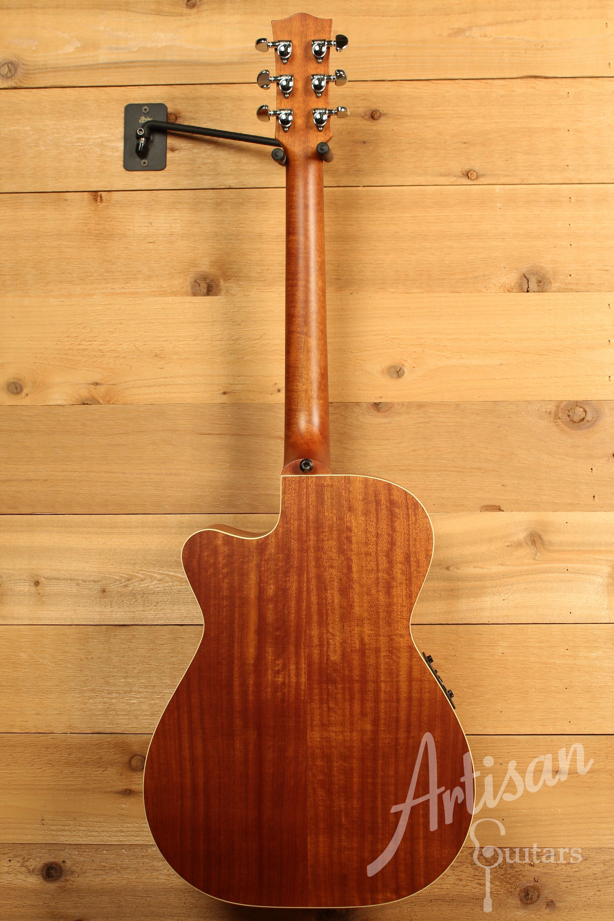 Maton EBG 808C TE Tommy Emmanuel Signature Guitar Cutaway ID-11756 - Artisan Guitars