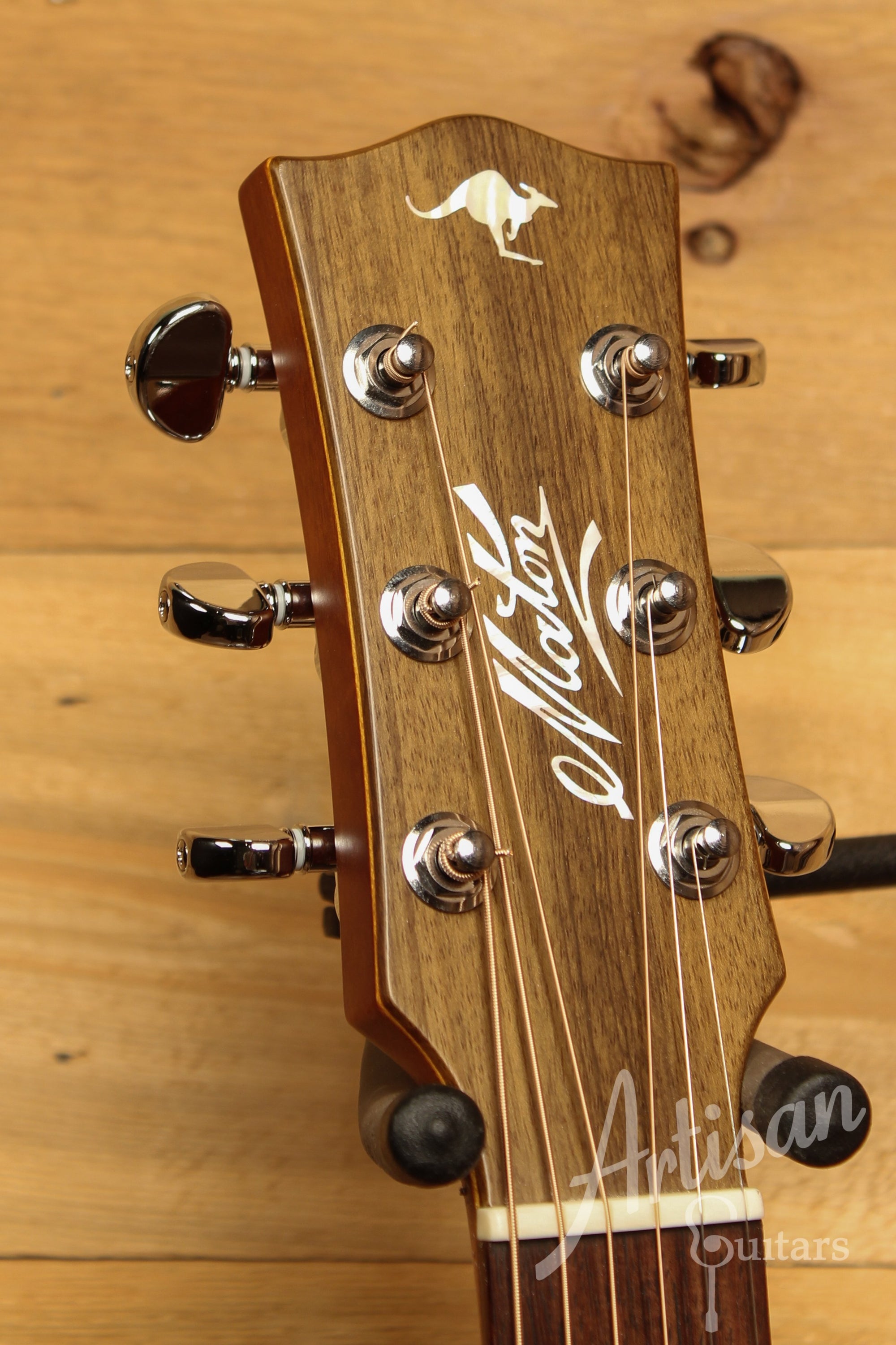 Maton EBG 808C TE Tommy Emmanuel Signature Guitar Cutaway ID-11756 - Artisan Guitars