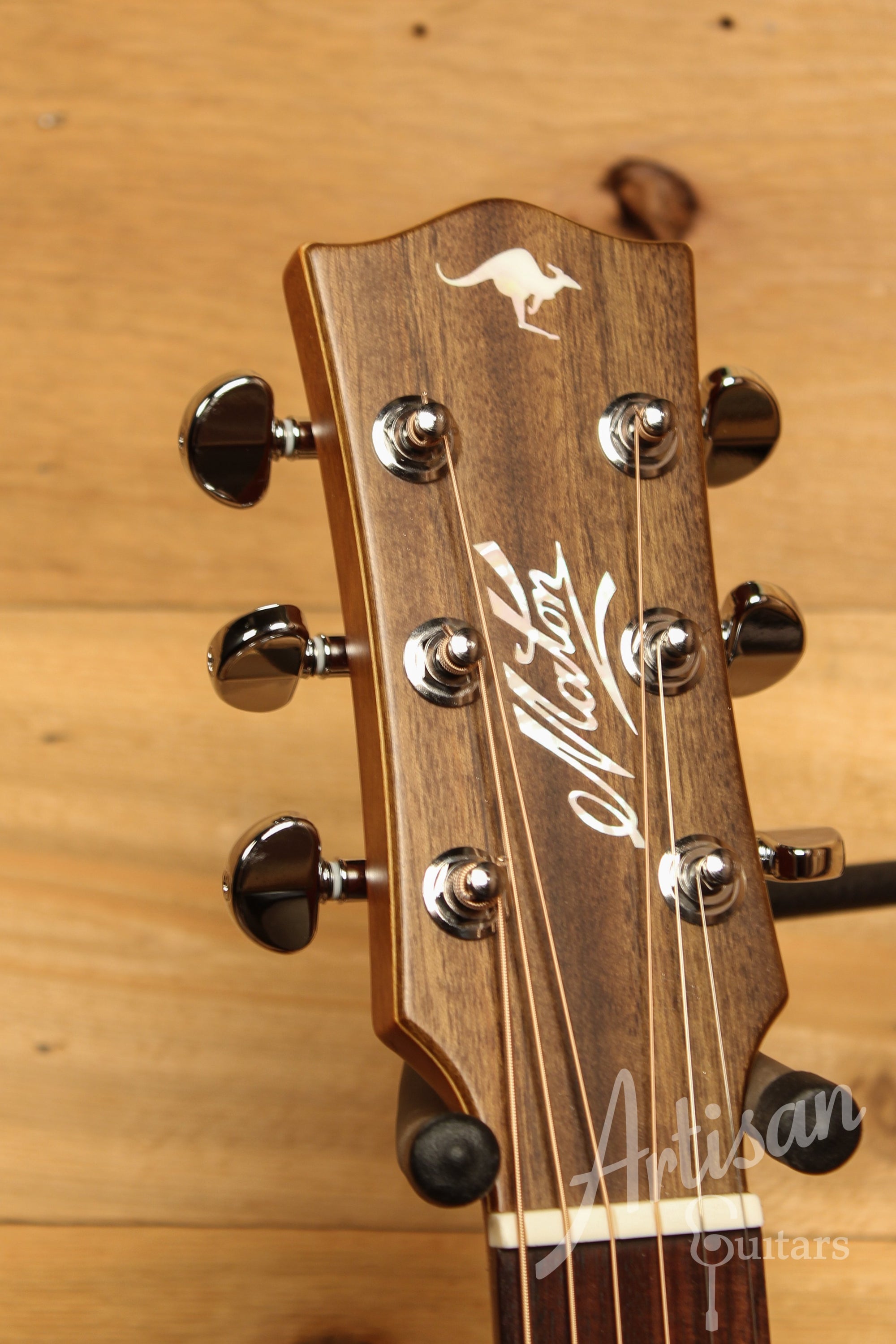 Maton EBG 808C TE Tommy Emmanuel Signature Guitar Cutaway ID-11757 - Artisan Guitars