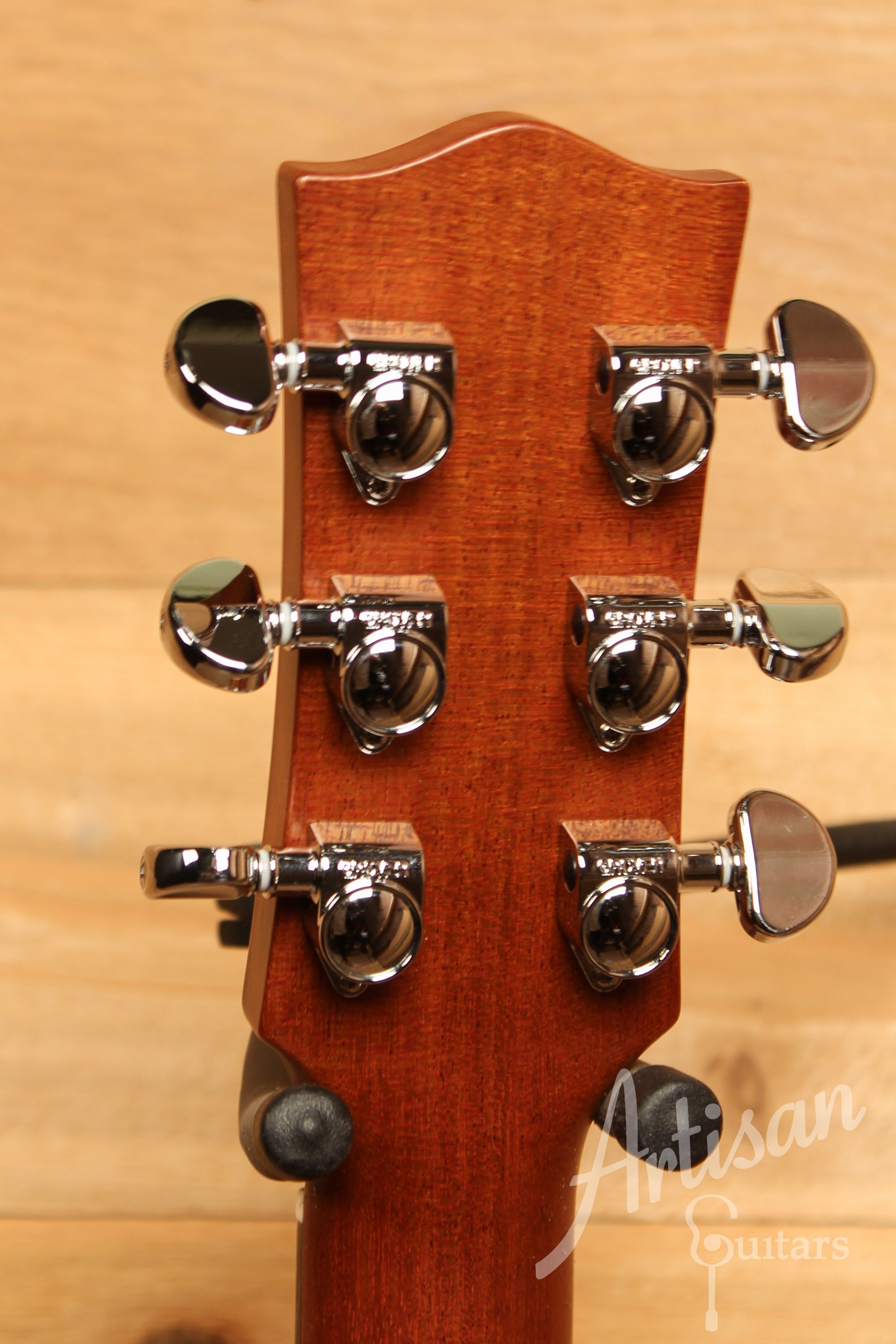 Maton EBG 808C TE Tommy Emmanuel Signature Guitar Cutaway ID-11757 - Artisan Guitars