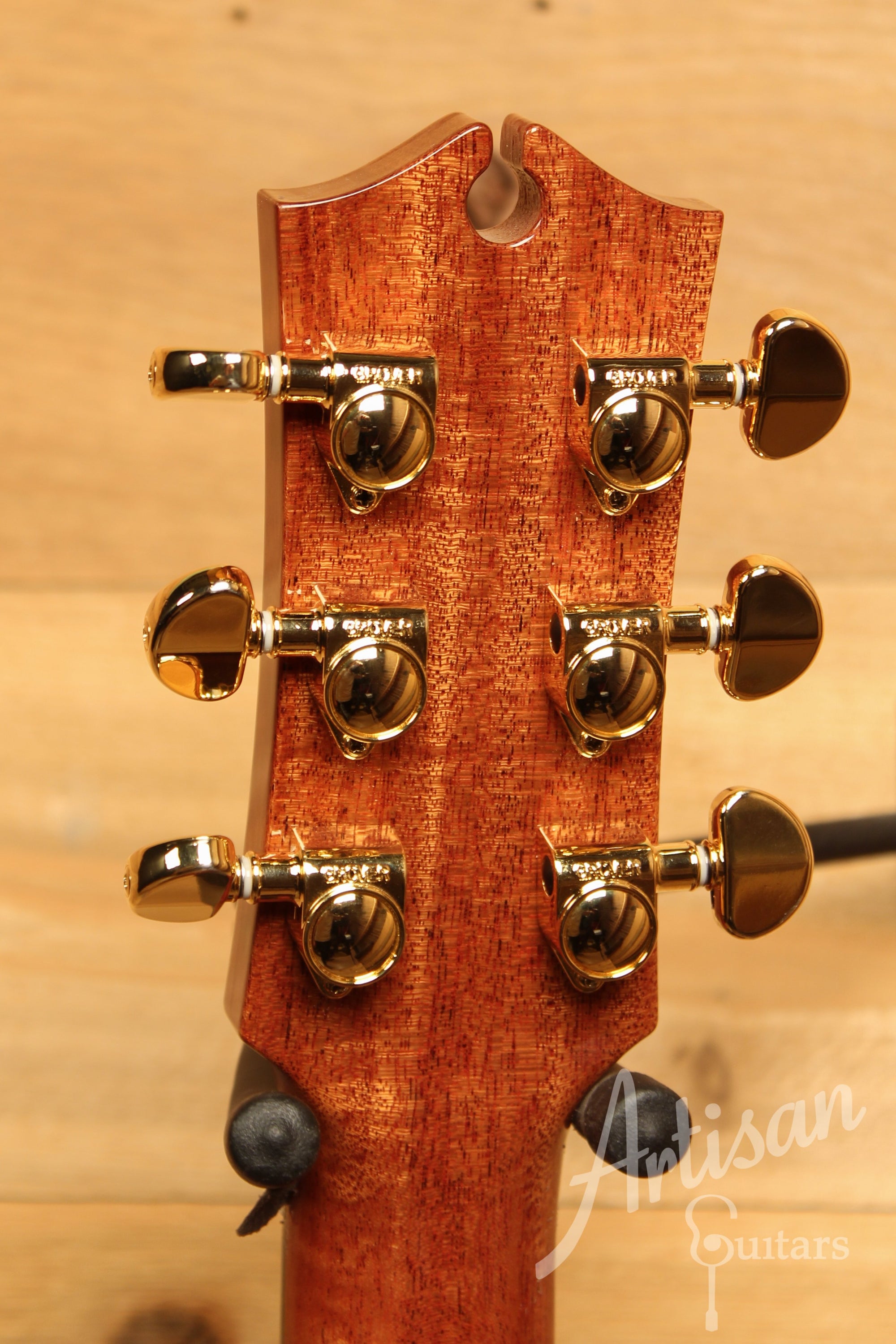 Maton EM100C 808 Messiah Series with Sitka and Indian Rosewood Cutaway ID-11758 - Artisan Guitars