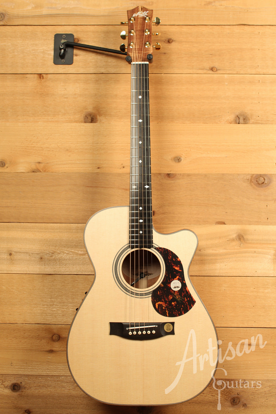 Maton EBG 808C MIC FIX Michael Fix Signature Guitar Sitka and Queensland Maple with Cutaway ID-11759 - Artisan Guitars