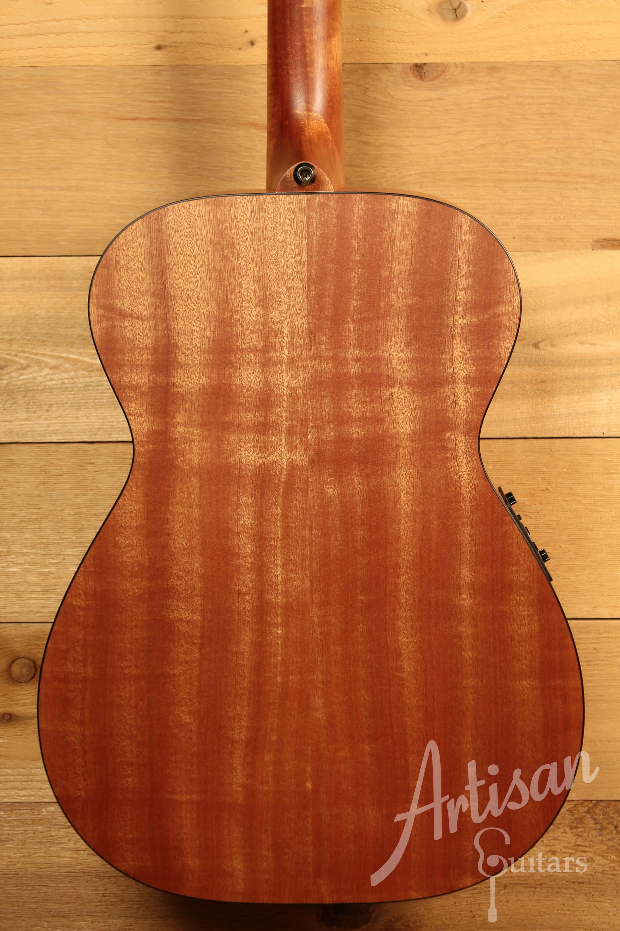 Maton M808 Guitar Sapele Top, Back, and Sides with AP5 Pro ID-11760 - Artisan Guitars