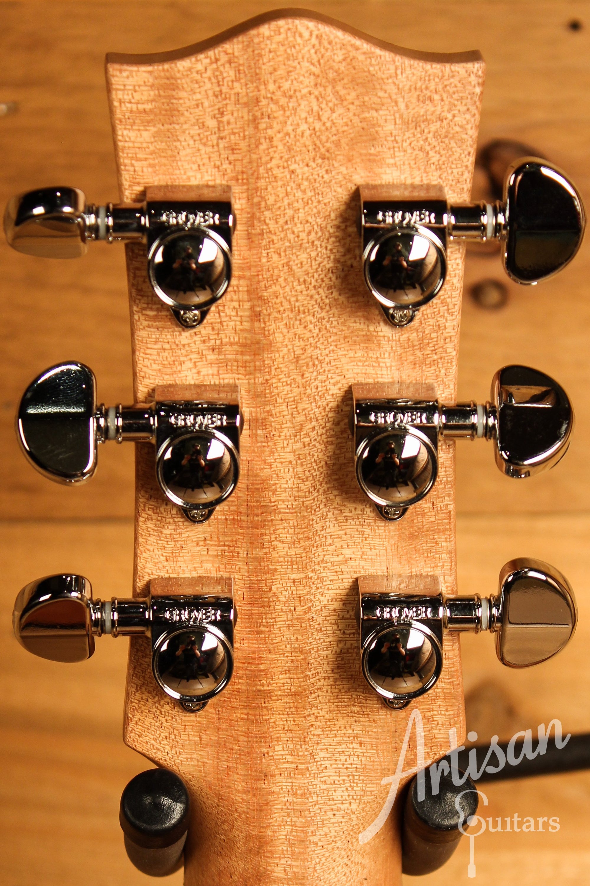 Maton EBW808 Guitar w/ Blackwood Top, Back & Sides w/ AP5 Pro Pickup System ID-12563 - Artisan Guitars