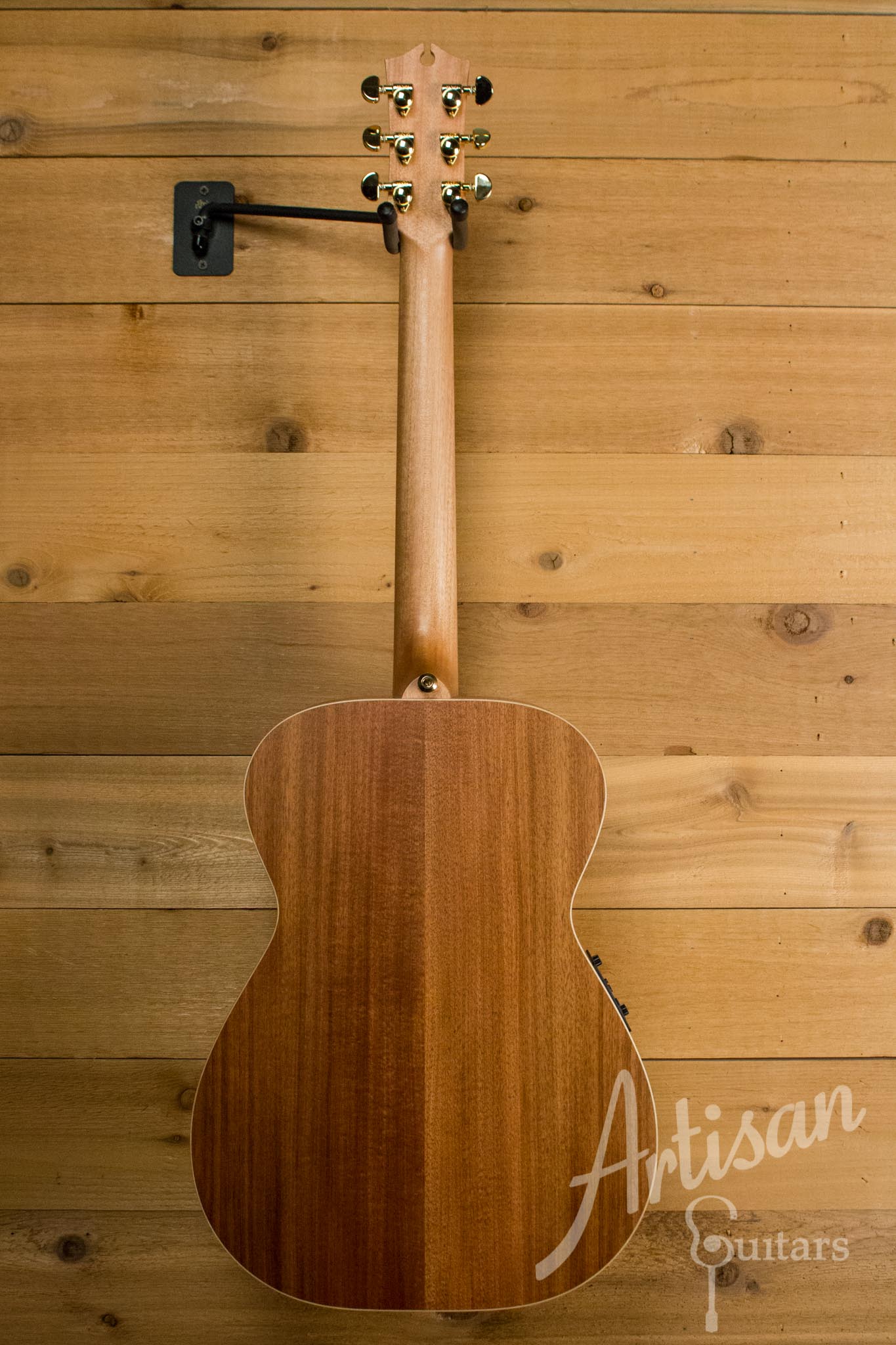Maton EBG808 Artist Series Sitka Spruce and Blackwood ID-10543 - Artisan Guitars