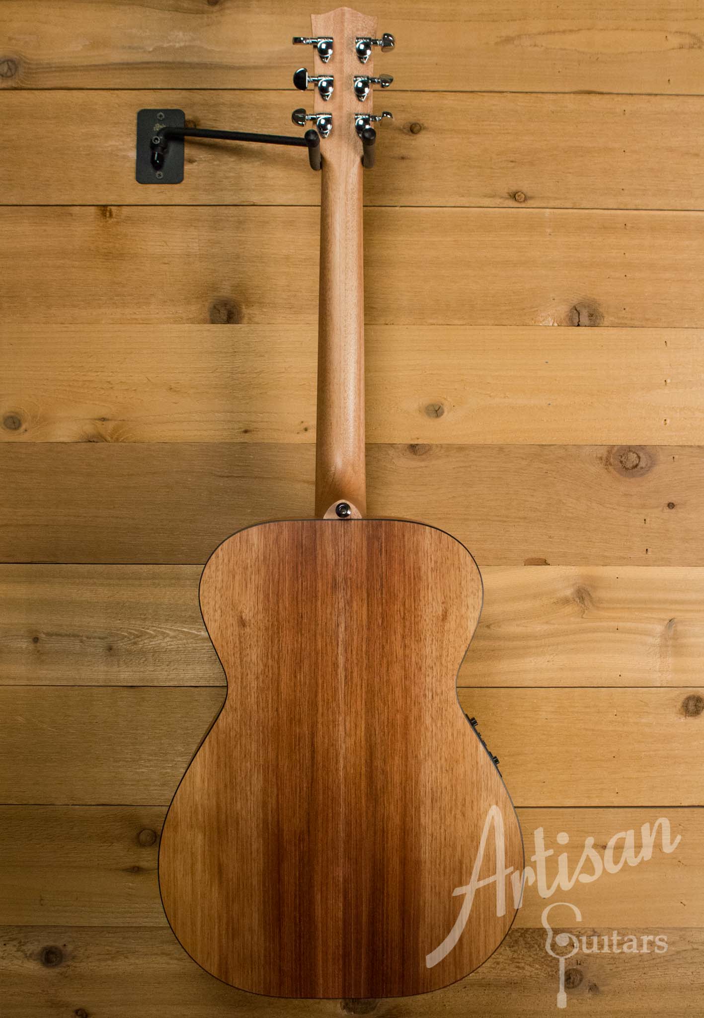 Maton SRS808 Guitar Western Red Cedar and Solid Blackwood  ID-10546 - Artisan Guitars