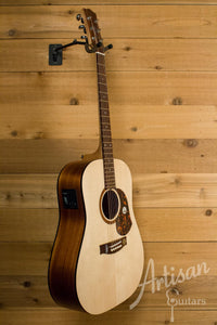 Maton SRS70 Guitar Solid Road Series Sitka and Blackwood AP5 Pro ID-10545 - Artisan Guitars