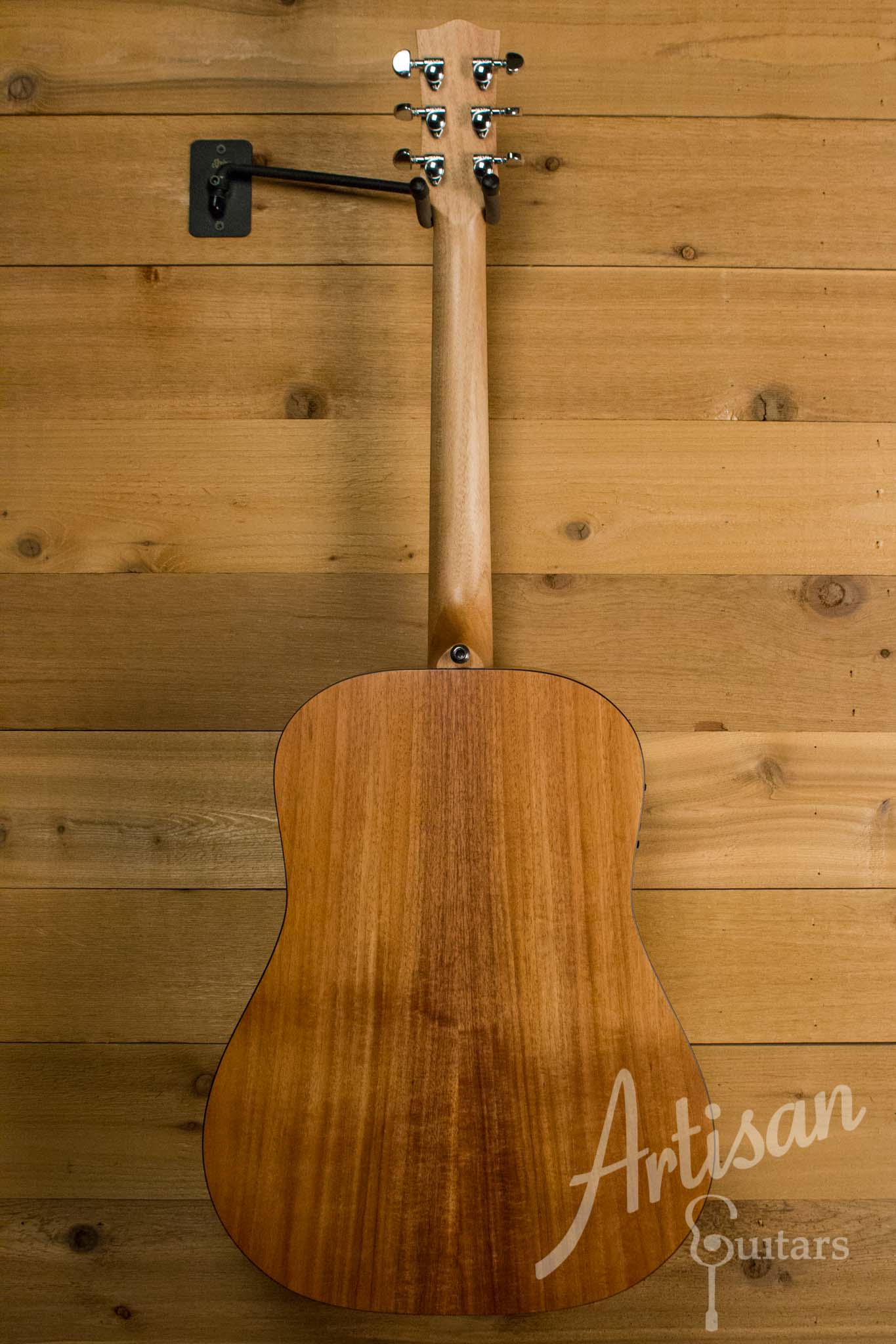 Maton SRS70 Guitar Solid Road Series Sitka and Blackwood AP5 Pro ID-10545 - Artisan Guitars